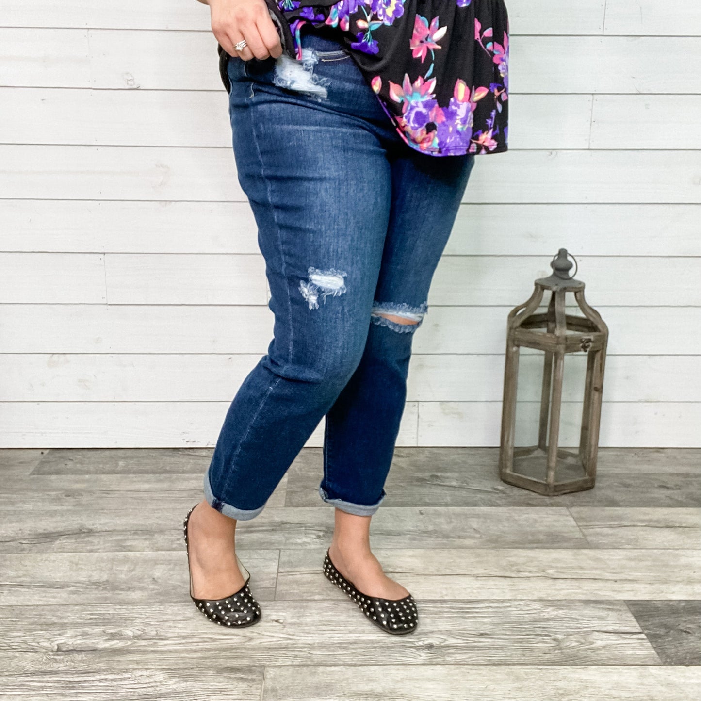 Judy Blue "Main Event" Distressed Boyfriend Jeans