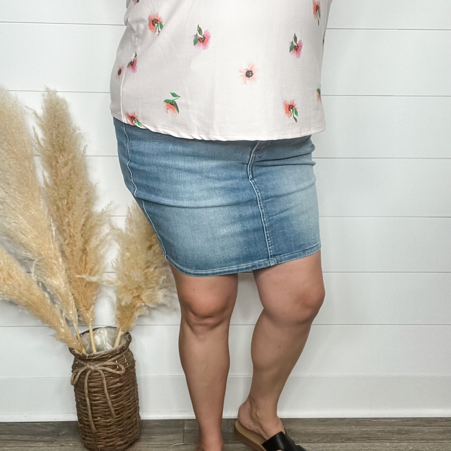 Judy Blue "ooh la la" Tummy Control Skirt
