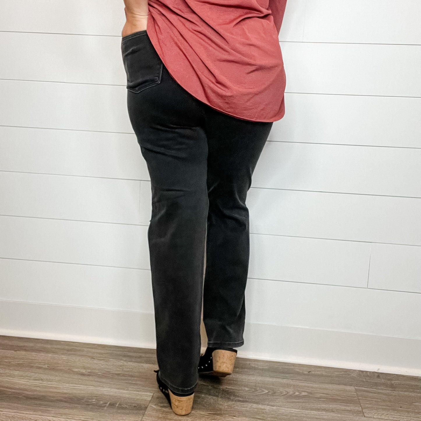 Judy Blue Rigid Magic Black Straight leg Jeans