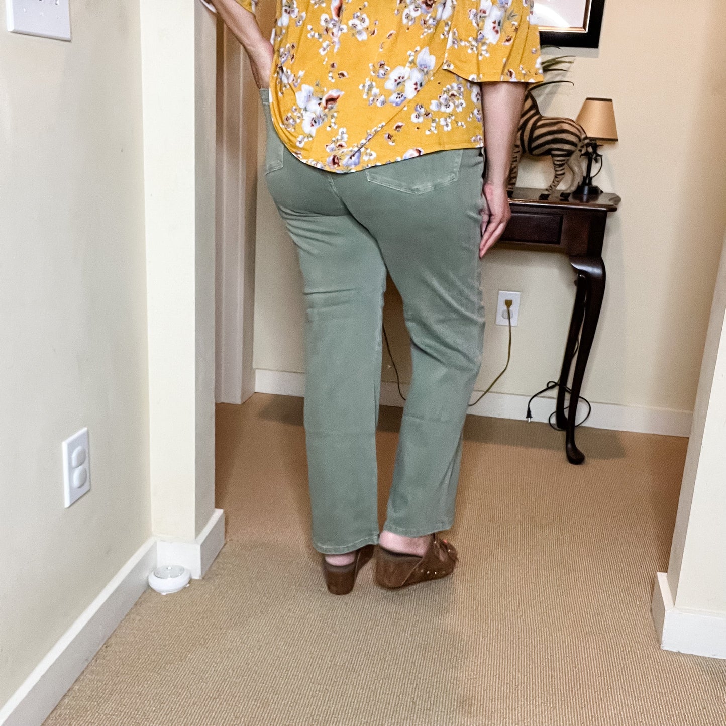 Judy Blue Sage Front Seam Straight Leg Jeans