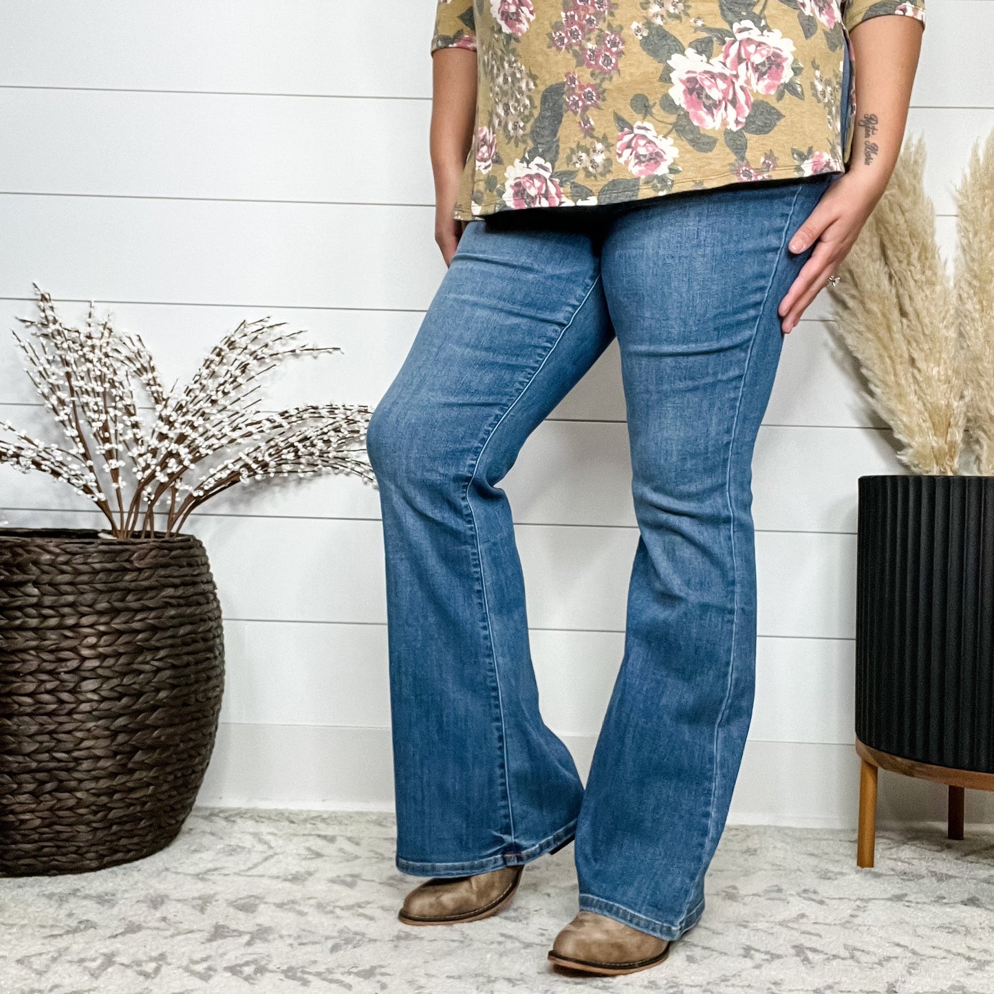 Judy Blue "Slice of Pie" Flares