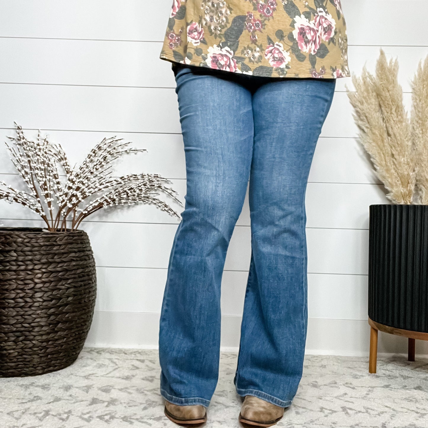 Judy Blue "Slice of Pie" Flares