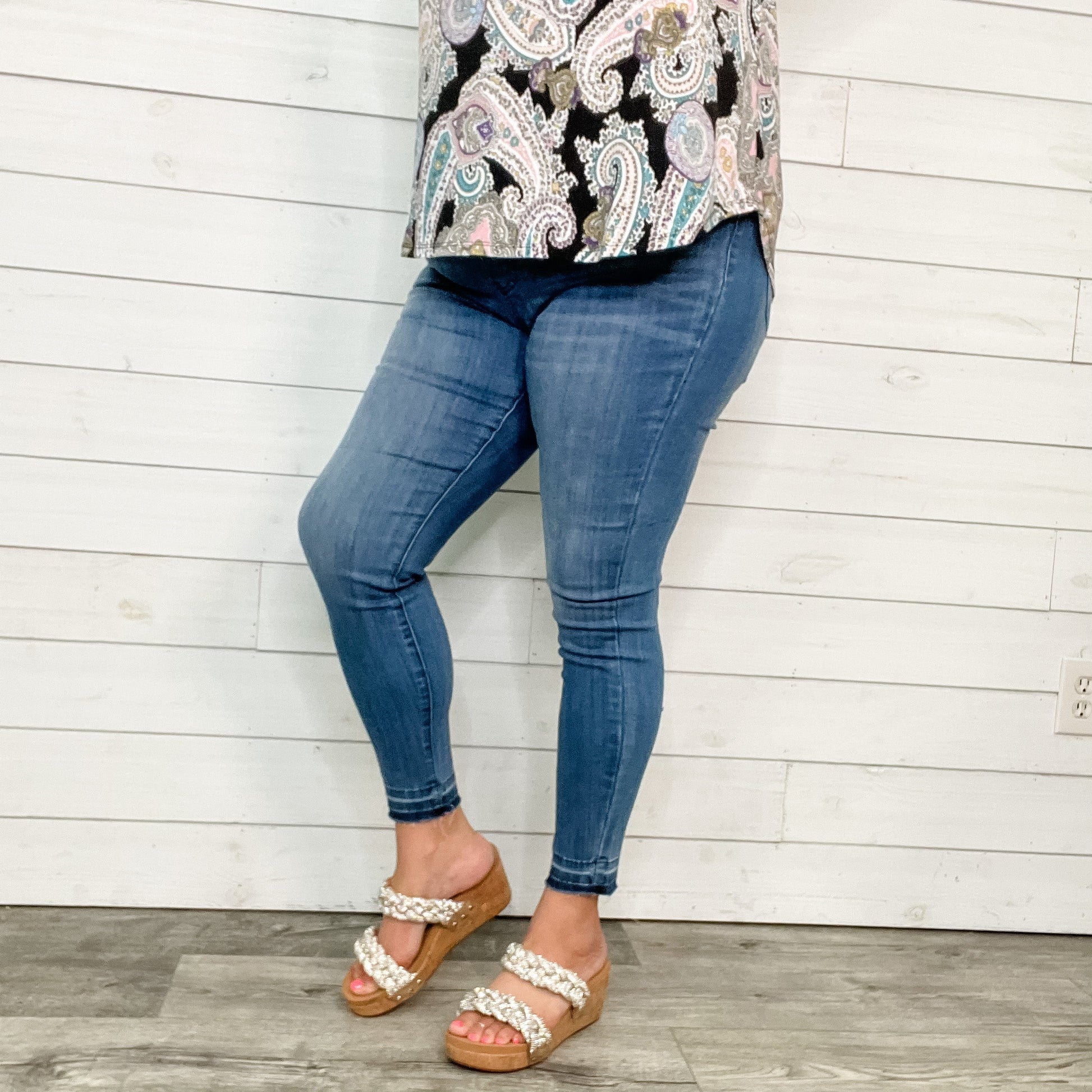 Judy Blue "Smart Cookie" Pull On Release Hem Jeggings