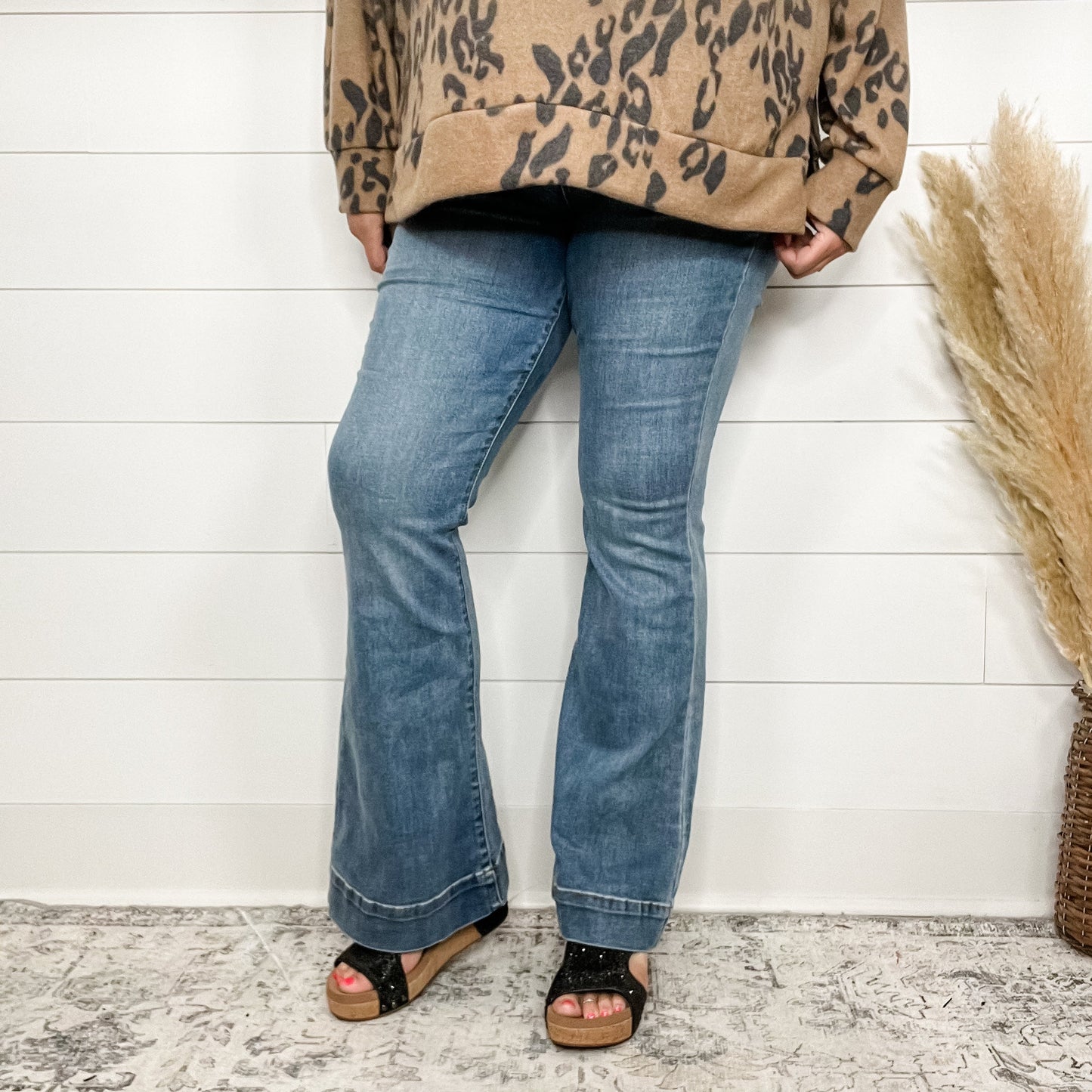 Judy Blue "Spicy Lady" Trouser Flare