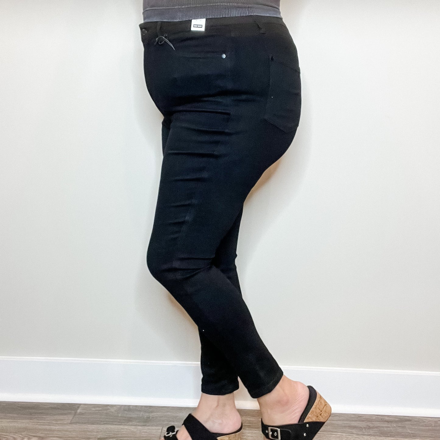 Judy Blue "Sweet Nothings" Tummy Control Black Skinny Jeans