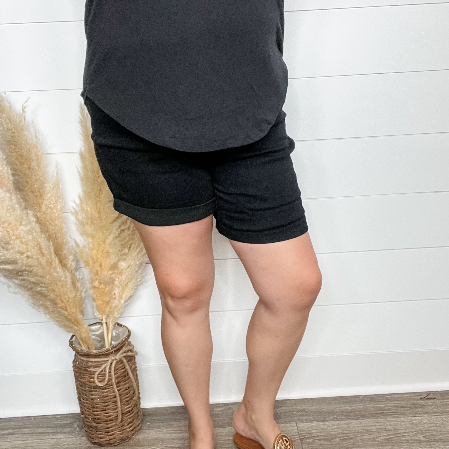 Judy Blue "Up All Night" Black Bermuda Shorts
