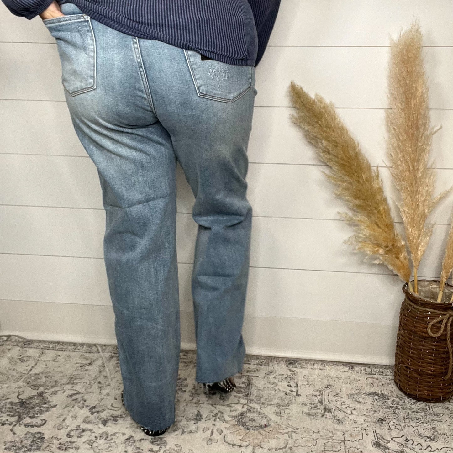 Judy Blue "Vanished" Rigid Straight Leg Jeans