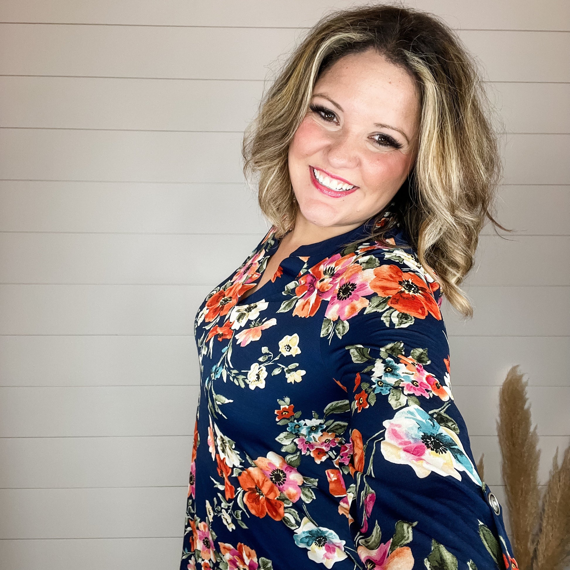 "Keller" Floral Lizzy 3/4 Sleeve Split Neck