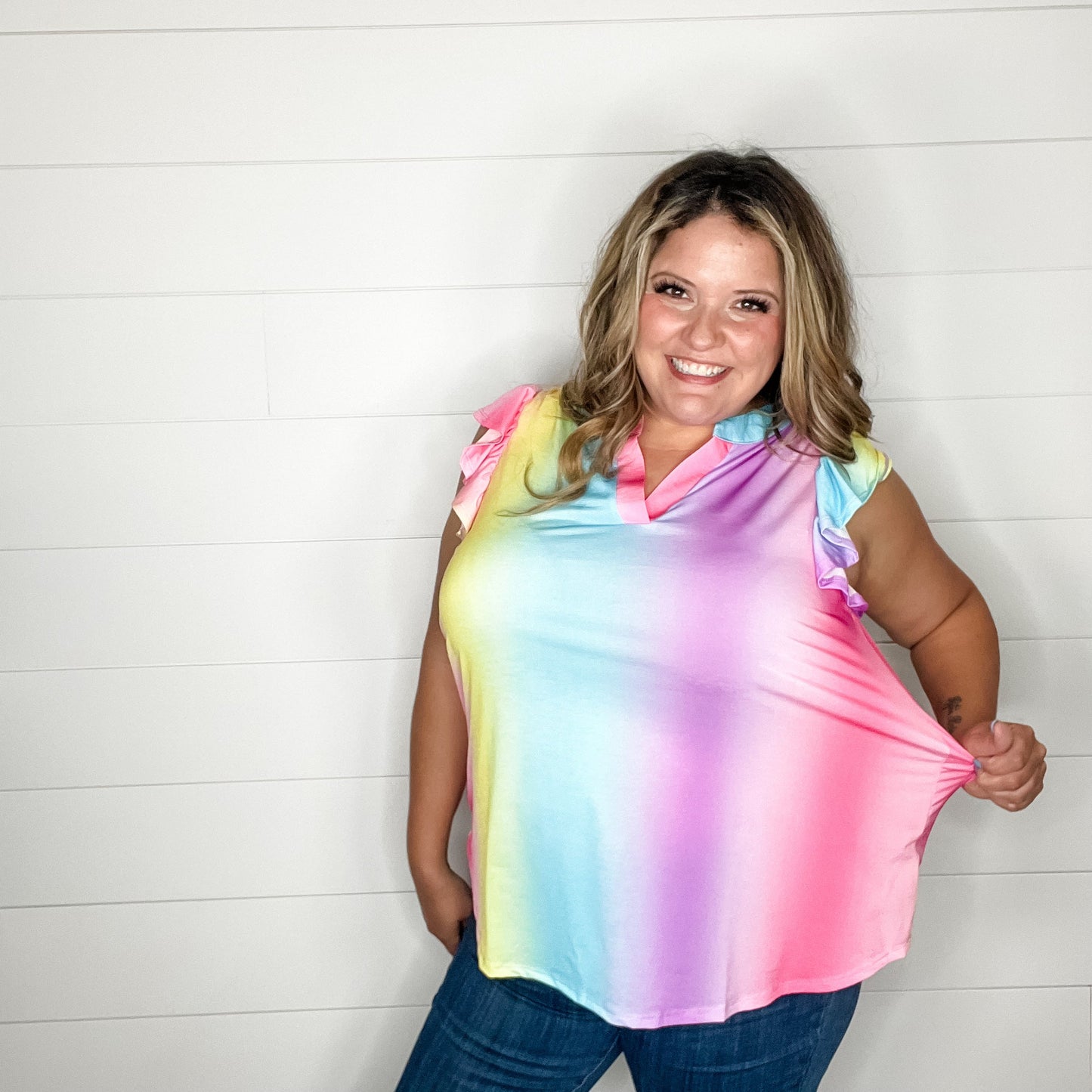 "Kemp" Ruffle Cap Sleeve Lizzy