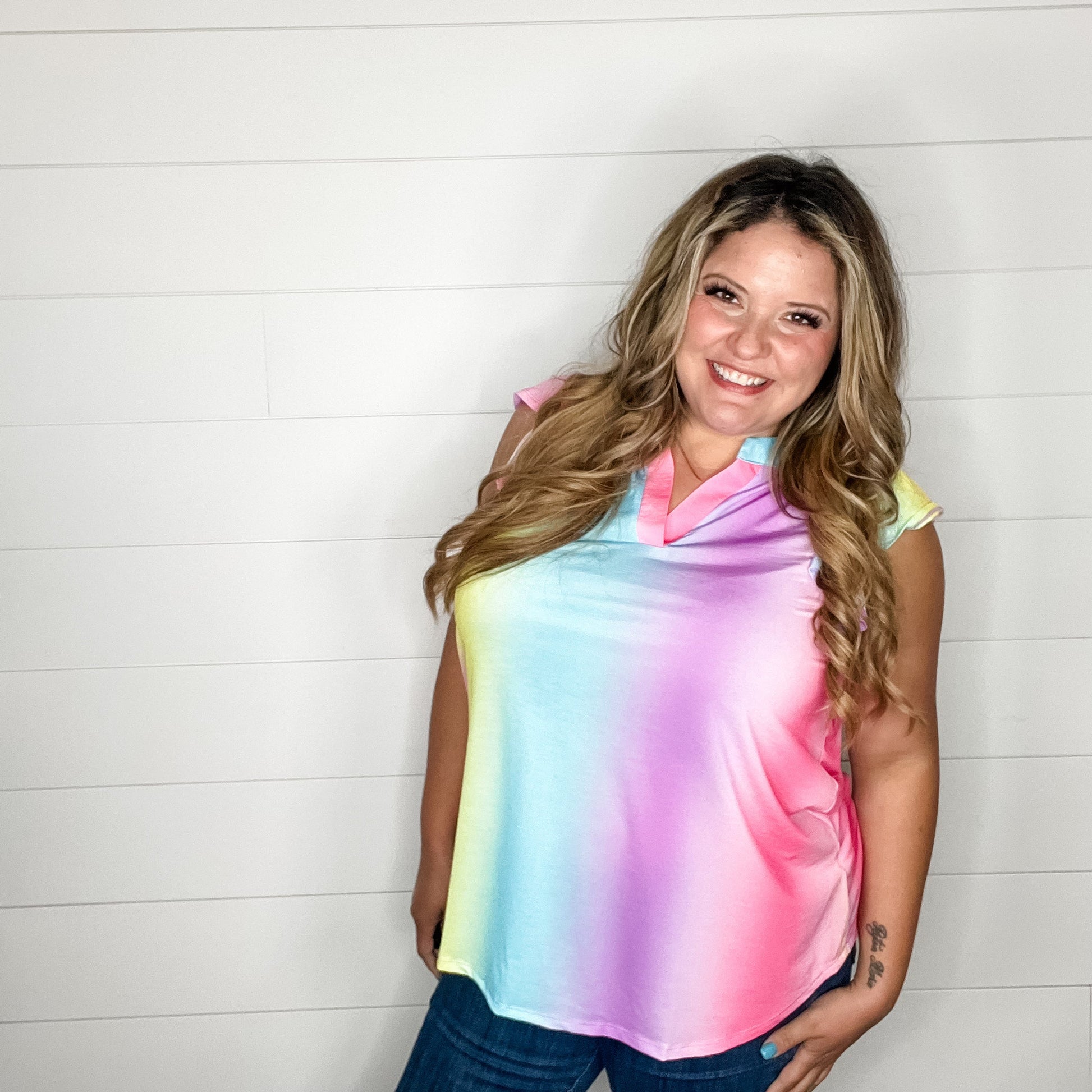 "Kemp" Ruffle Cap Sleeve Lizzy