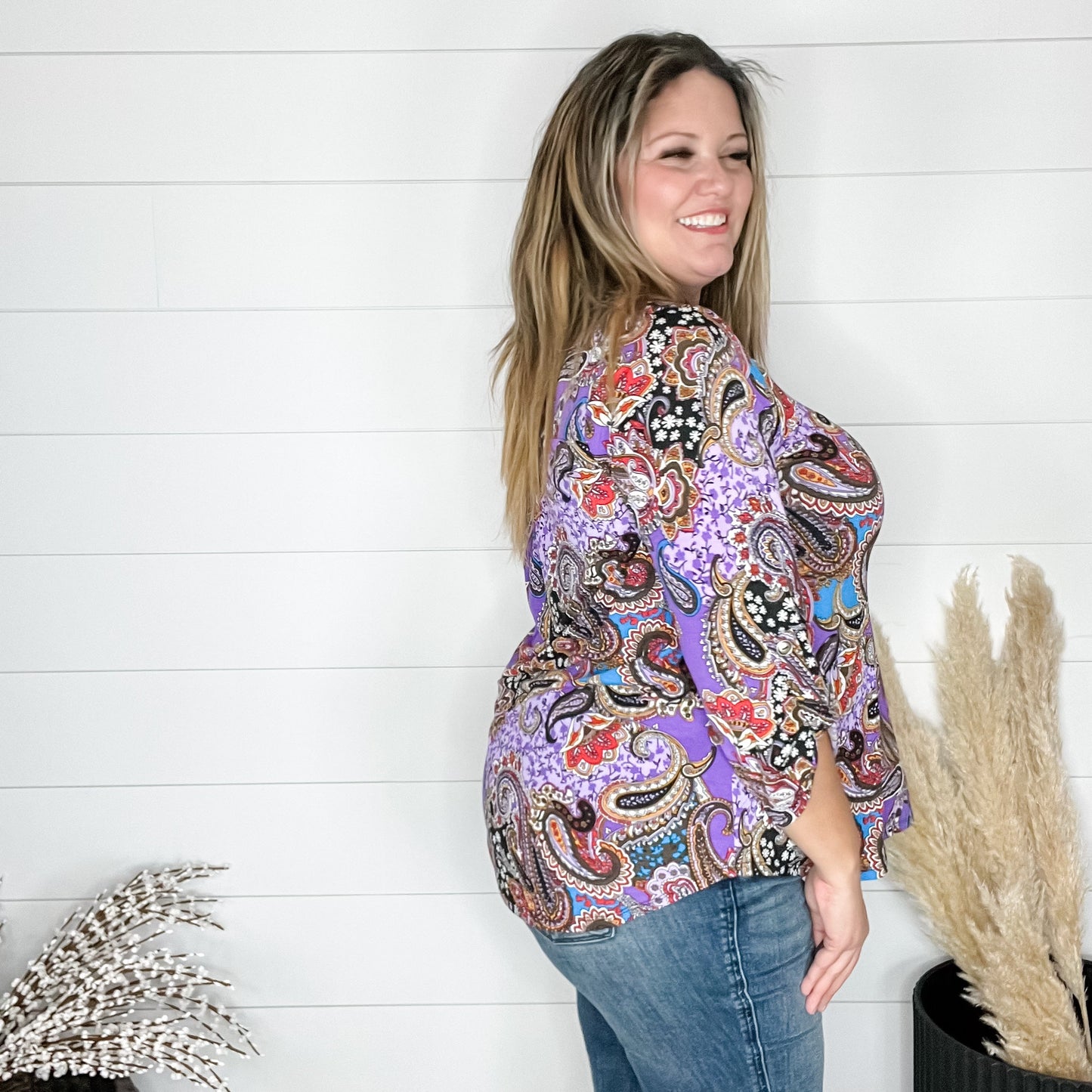 "Larson" 3/4 Sleeve Split Neck Tops