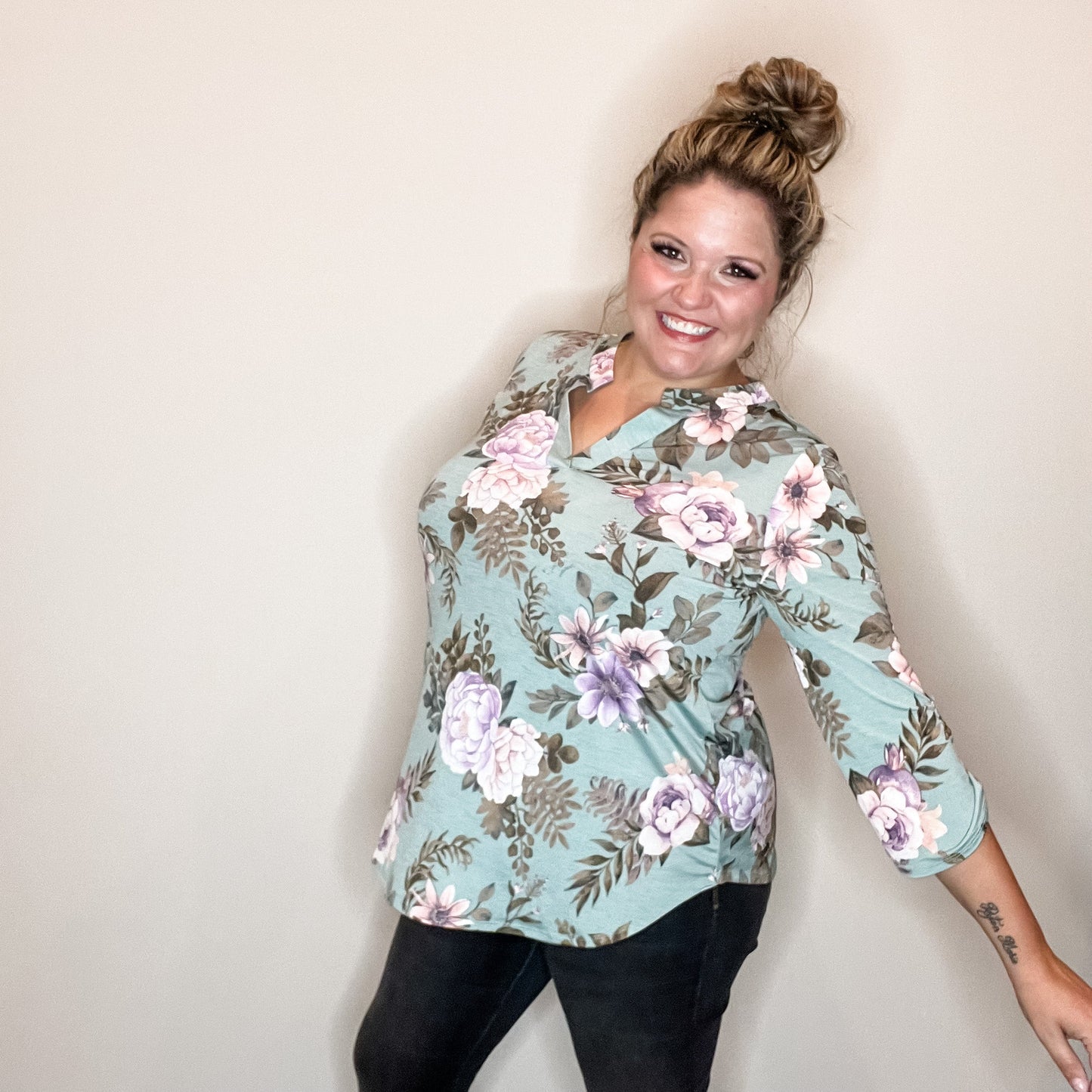 "Lifespan" Floral Split Neck Lizzy 3/4 Sleeve Split Neck (Sage)