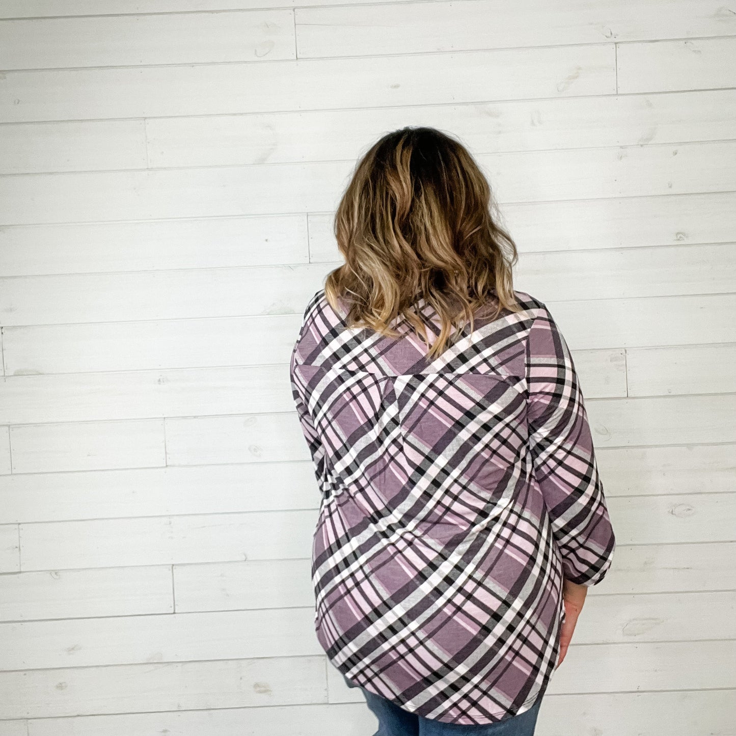 "Likelihood" Lizzy 3/4 Sleeve Split Neck