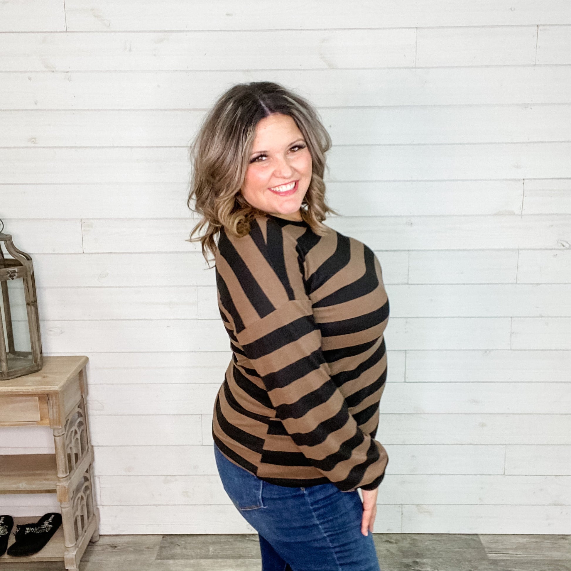 "Linda" Long Sleeve Round Neck