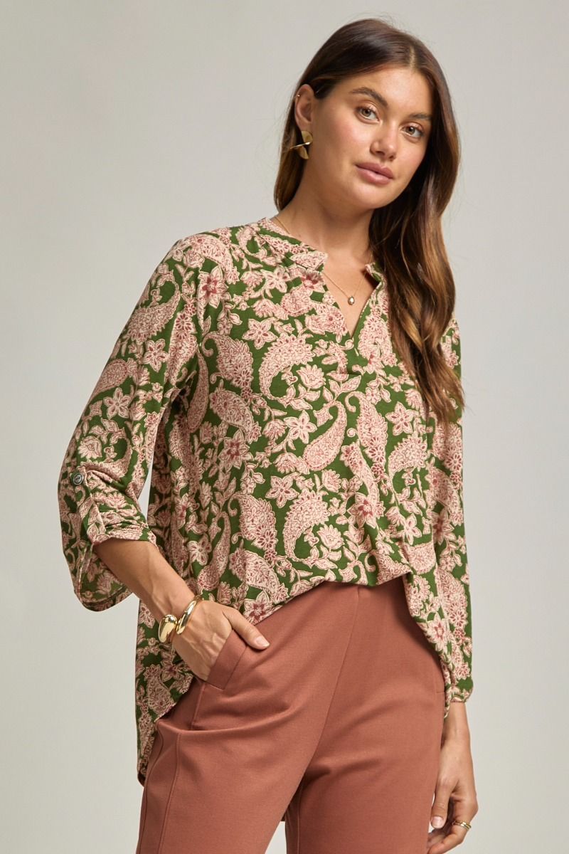 "Elk" 3/4 Sleeve Split Neck