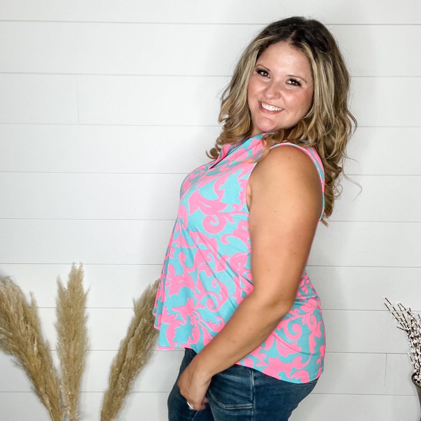 "Martie" Sleeveless Lizzy