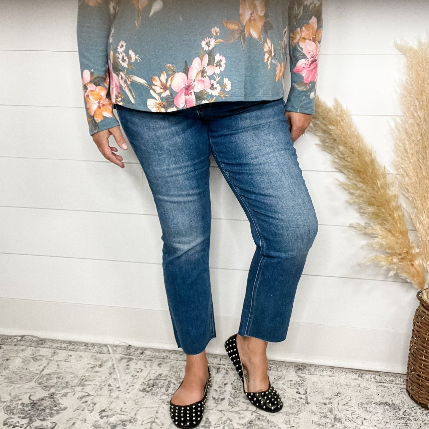 "Masterfully" LoVervet Slim Straight Leg Jeans-Lola Monroe Boutique