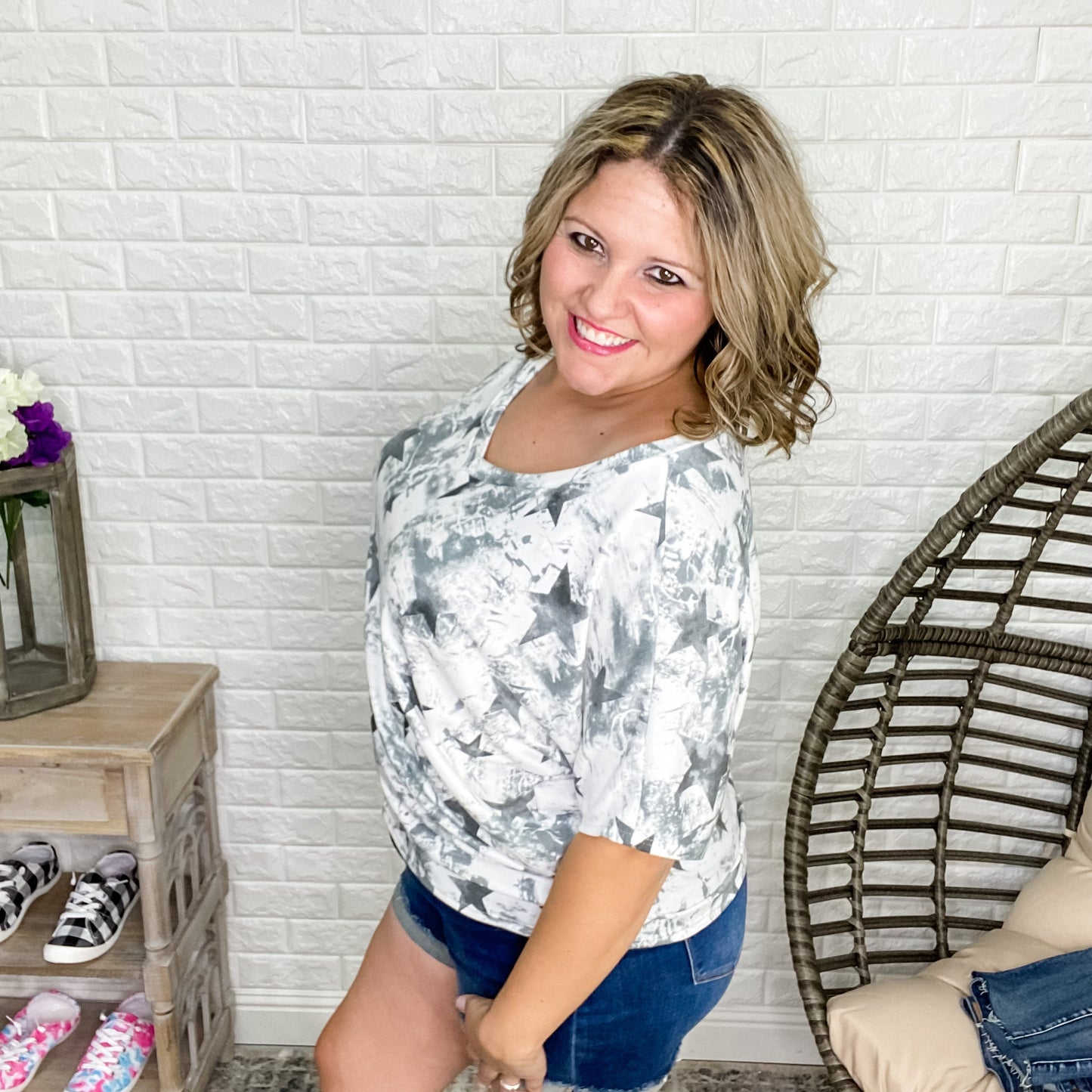 "Melanie" Star V-Neck