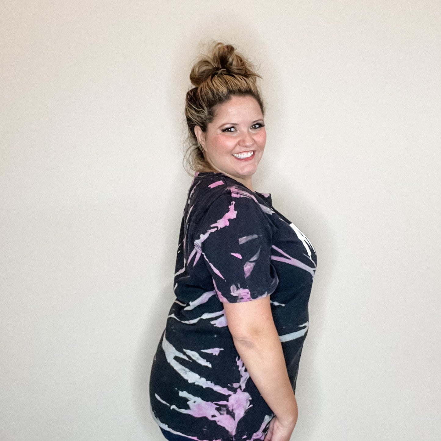 "Momster" Tie Die Graphic Tee