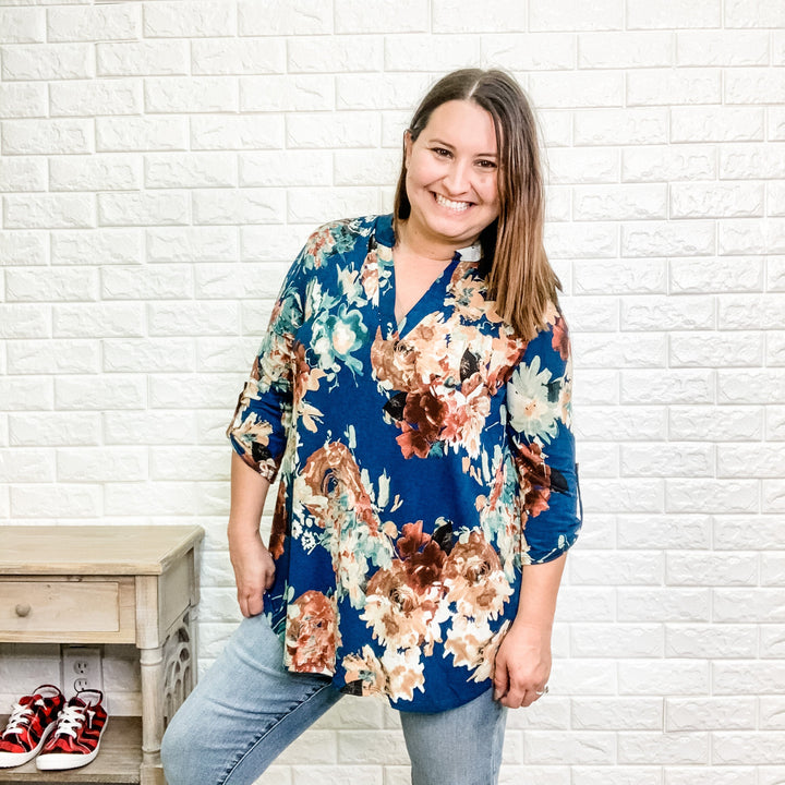 "Nattie" 3/4 Sleeve Floral Split Neck