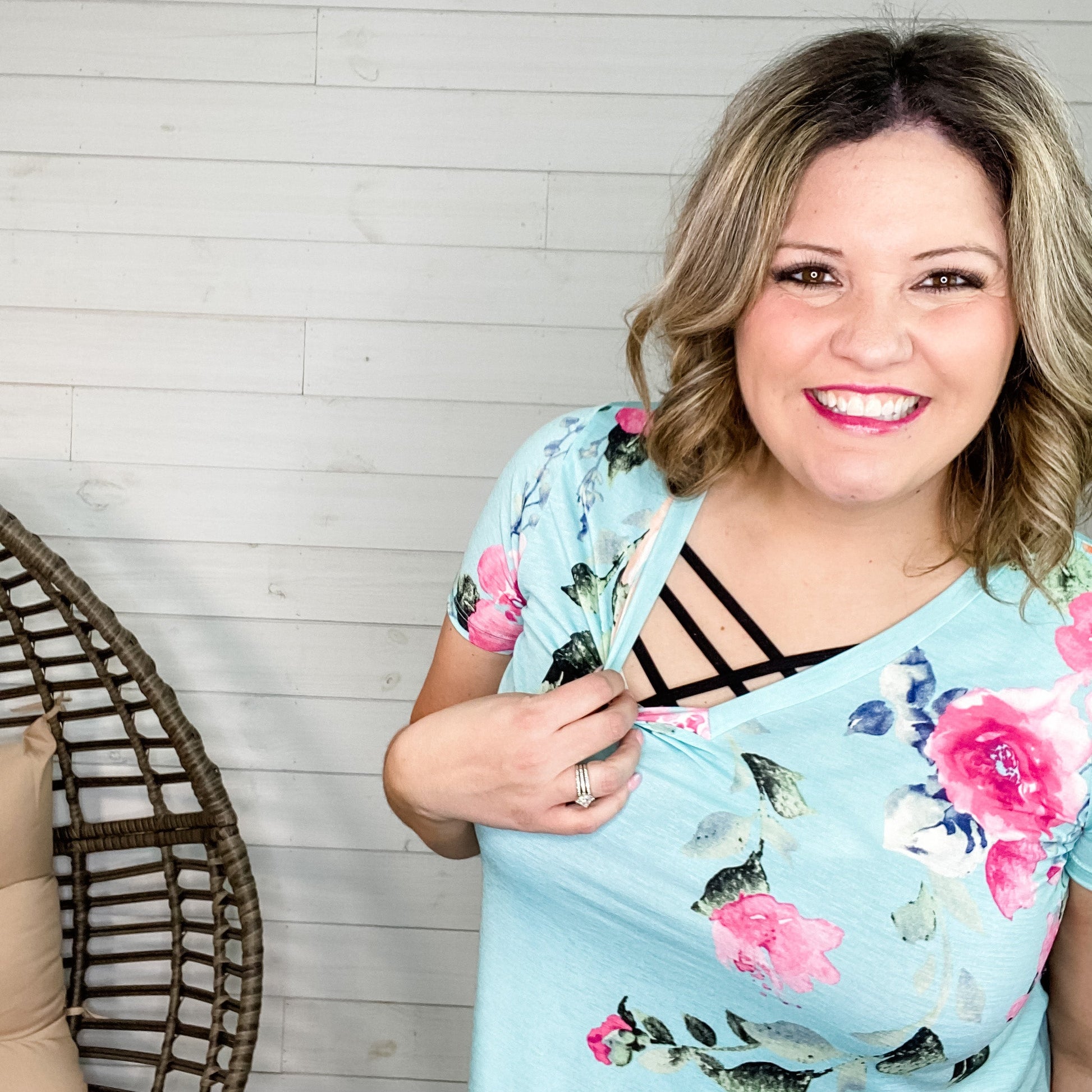 "Ollie" Floral V Neck