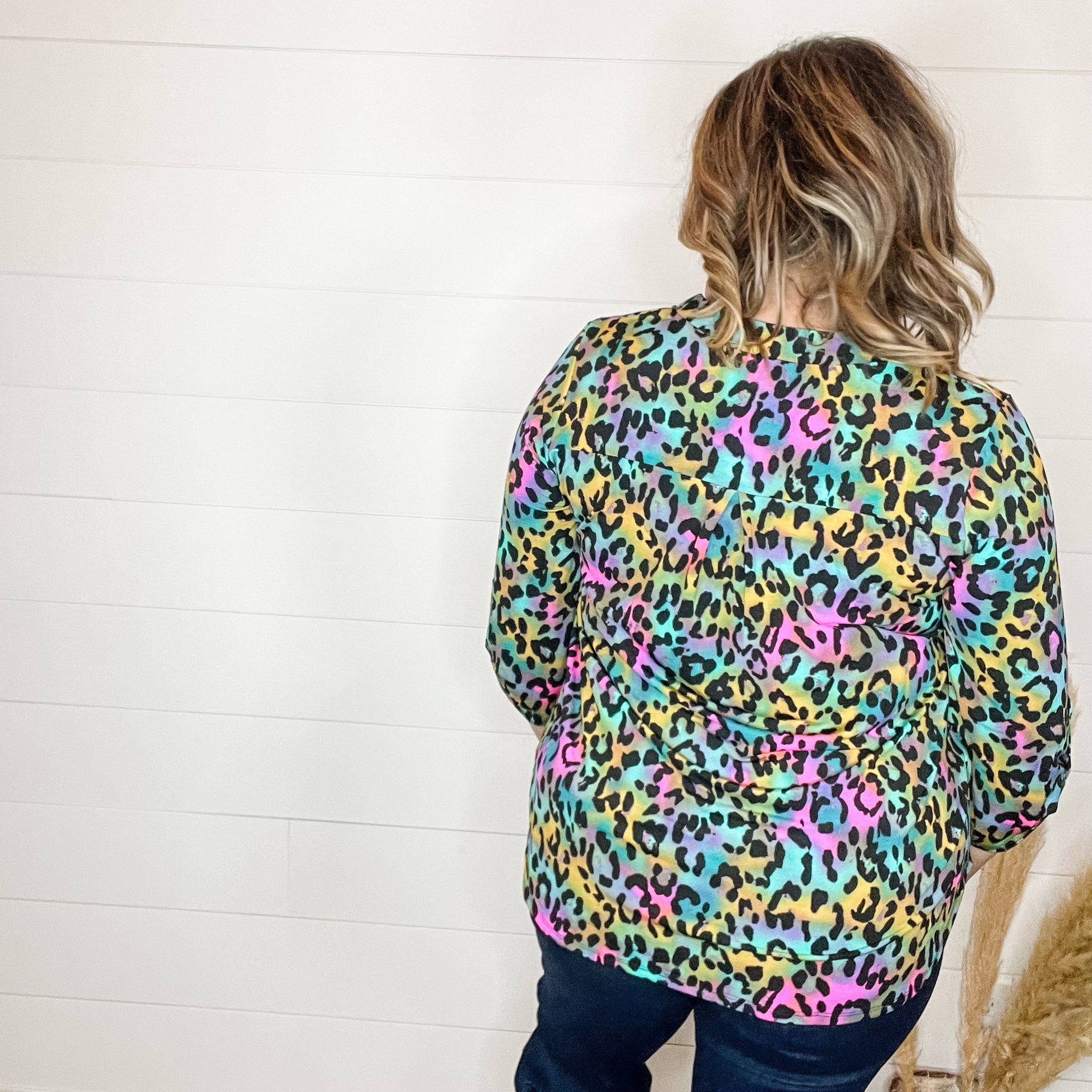 "Onida" Animal Print Lizzy 3/4 Sleeve Split Neck