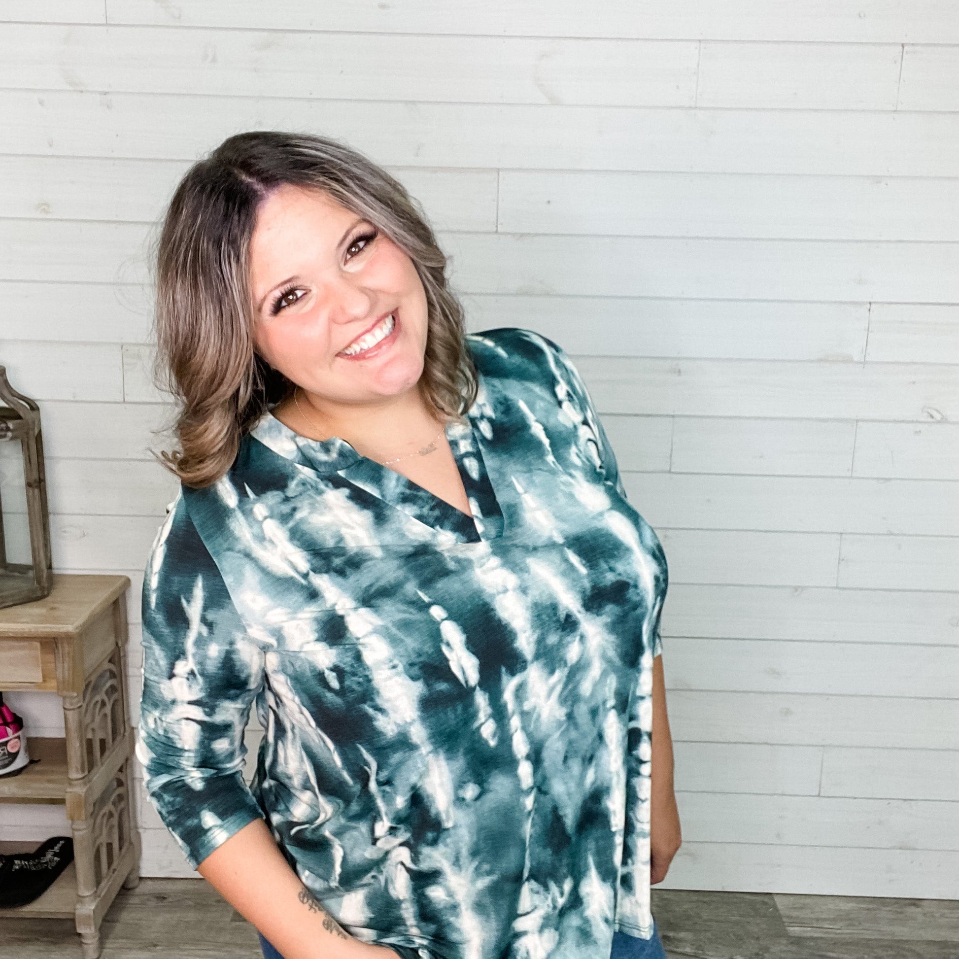 "Oz" Tie Dye 3/4 Sleeve Split Neck