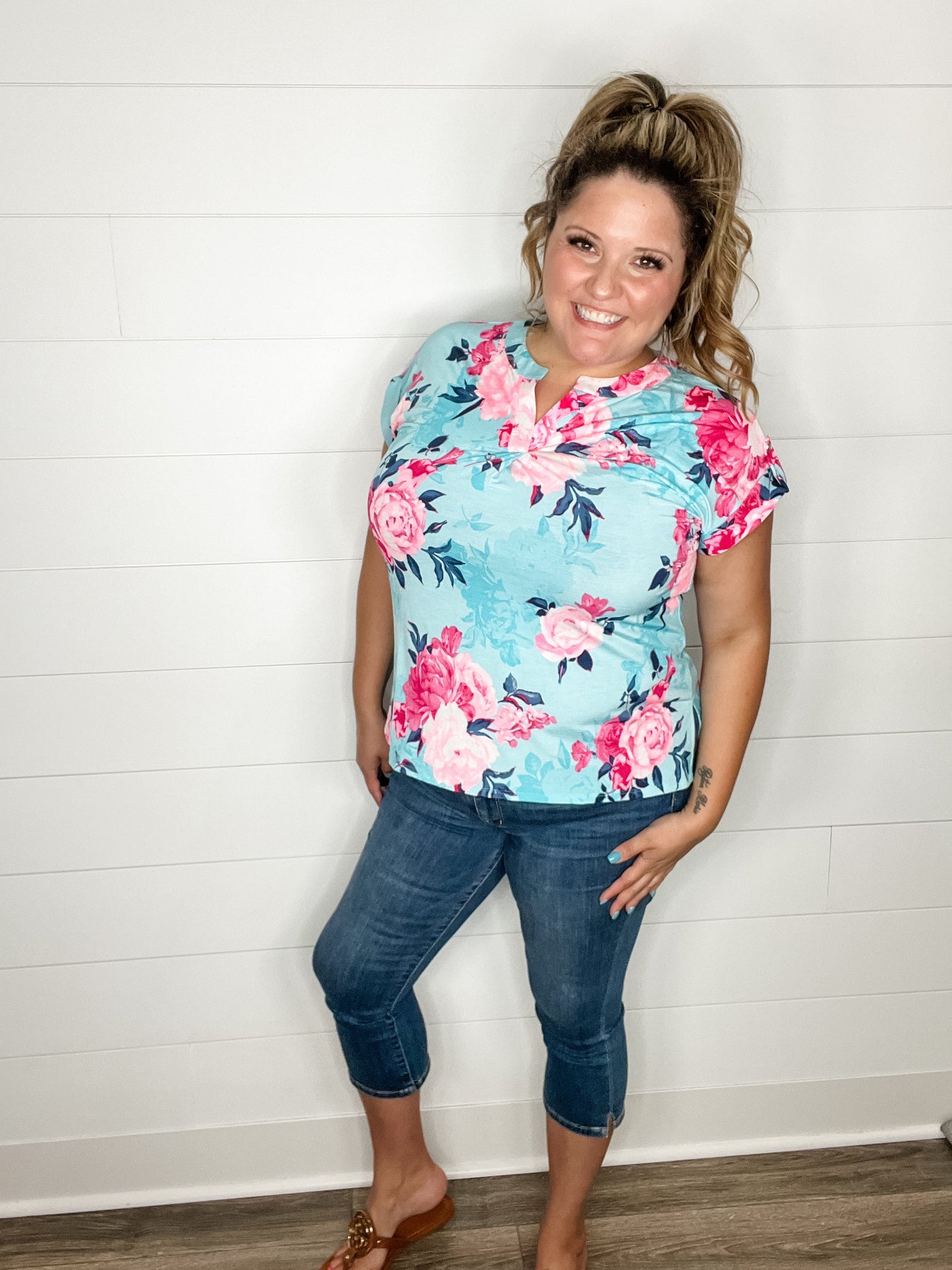 "Palmer" Floral Split Neck Cuffed Short Sleeve