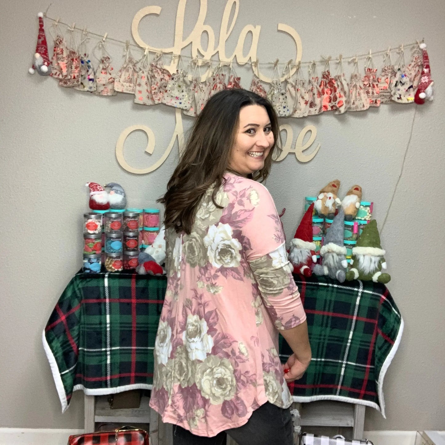 "Peaches & Cream" 3/4 Sleeve Floral Tunic/Top