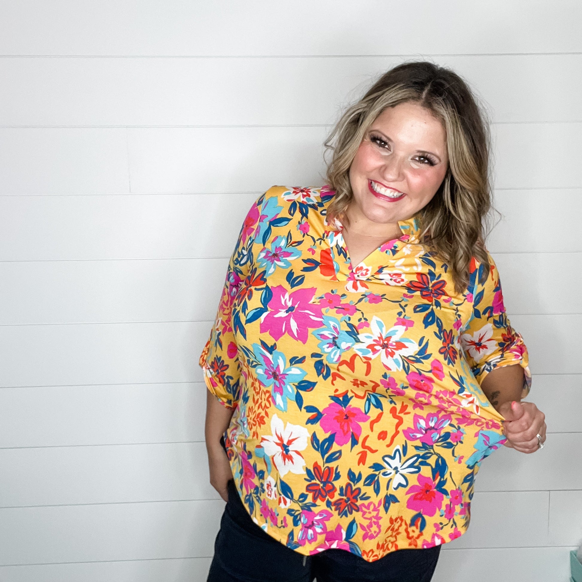 "Predicament" Floral Lizzy 3/4 Sleeve Split Neck Tops