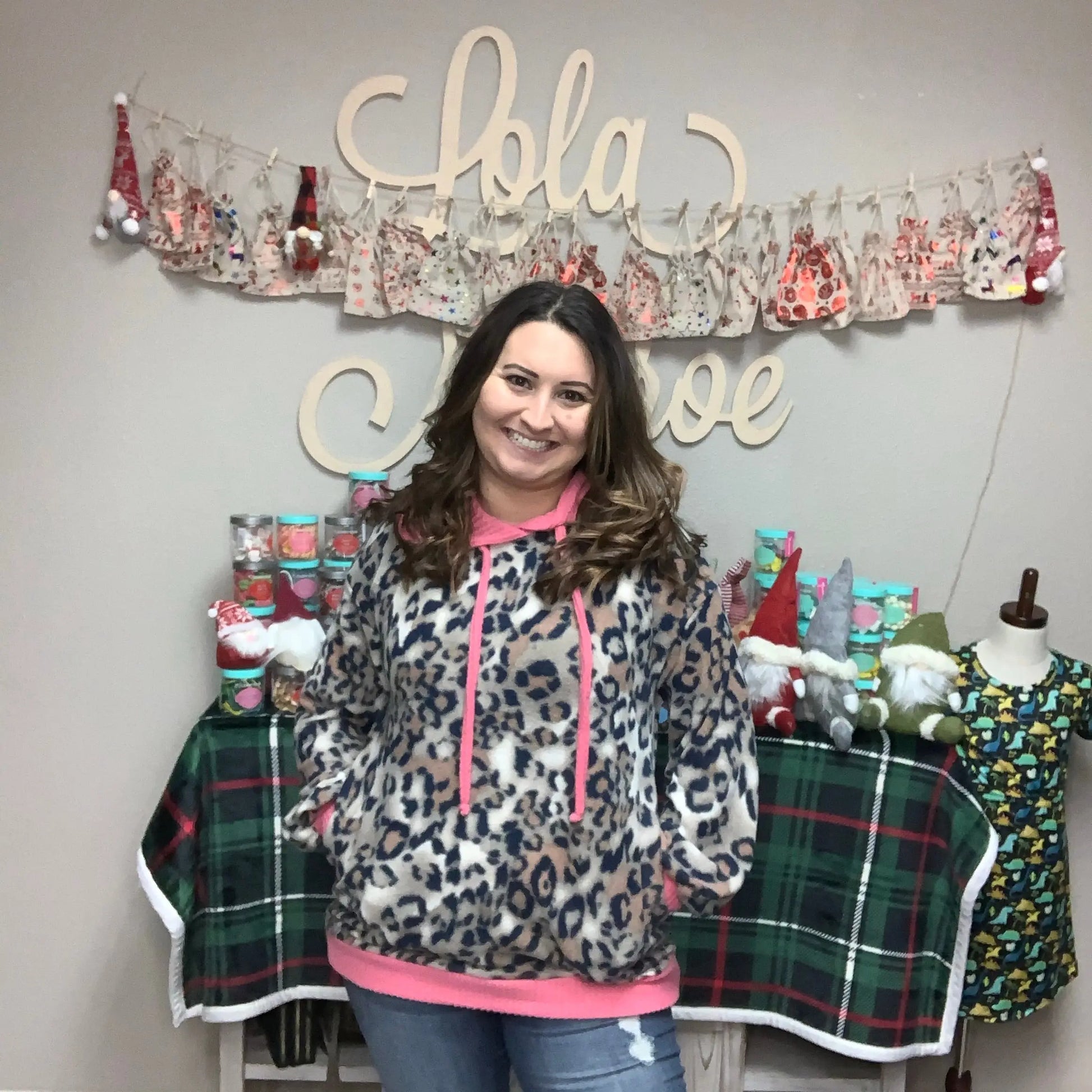 "Pretty Kitty" Waffle Texture Accents Fleece Animal Print Hoodie