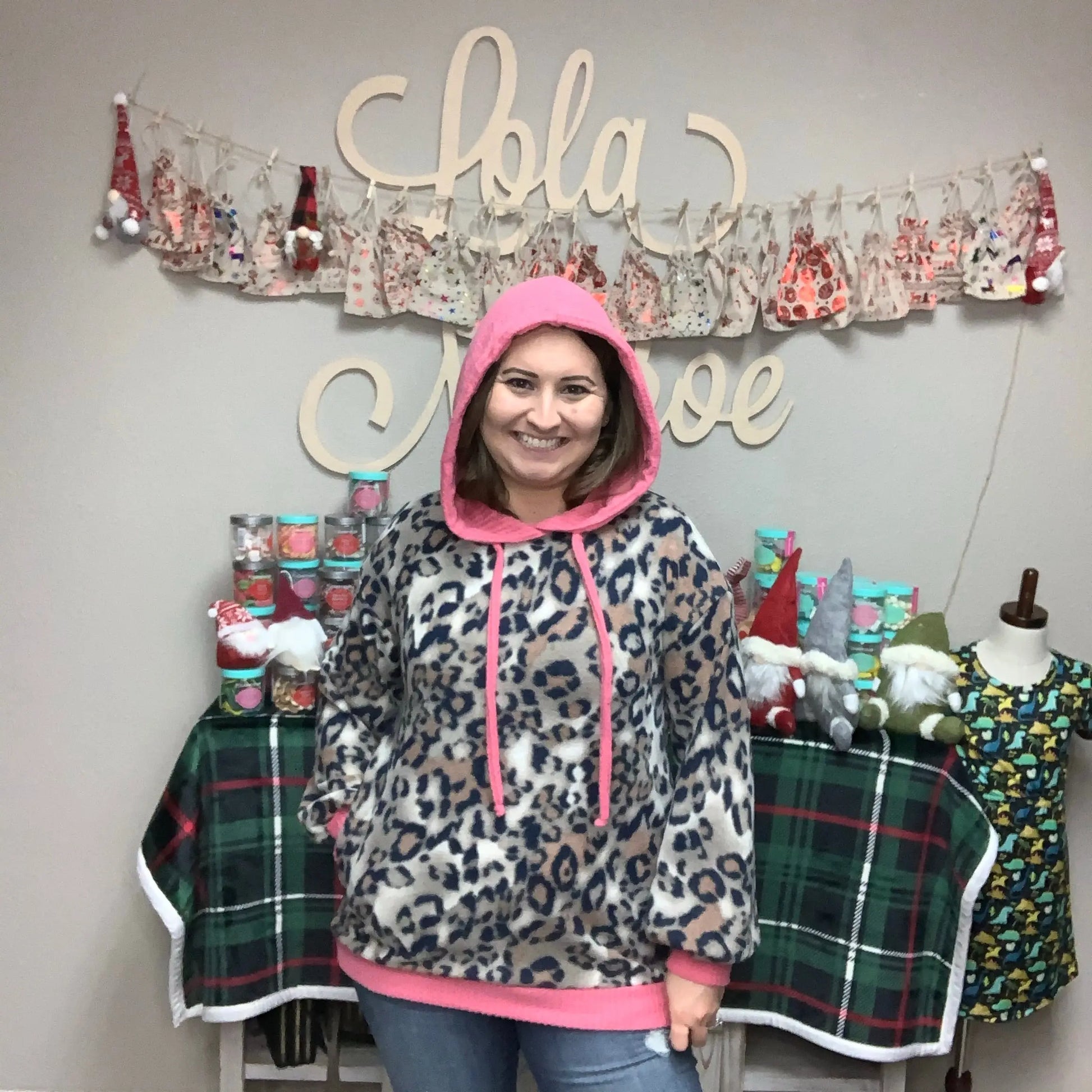 "Pretty Kitty" Waffle Texture Accents Fleece Animal Print Hoodie