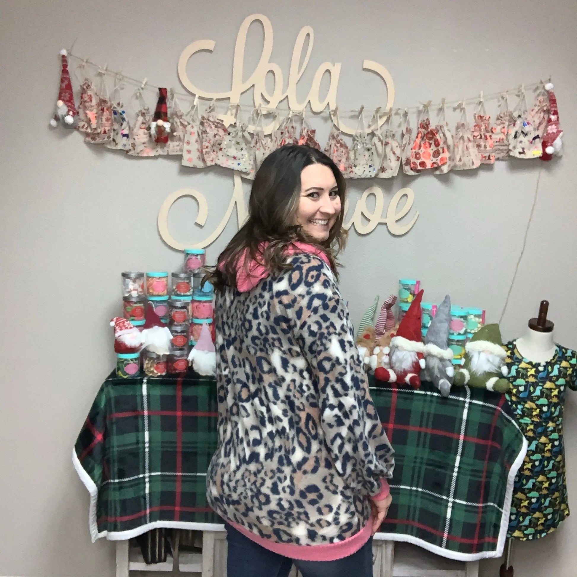 "Pretty Kitty" Waffle Texture Accents Fleece Animal Print Hoodie