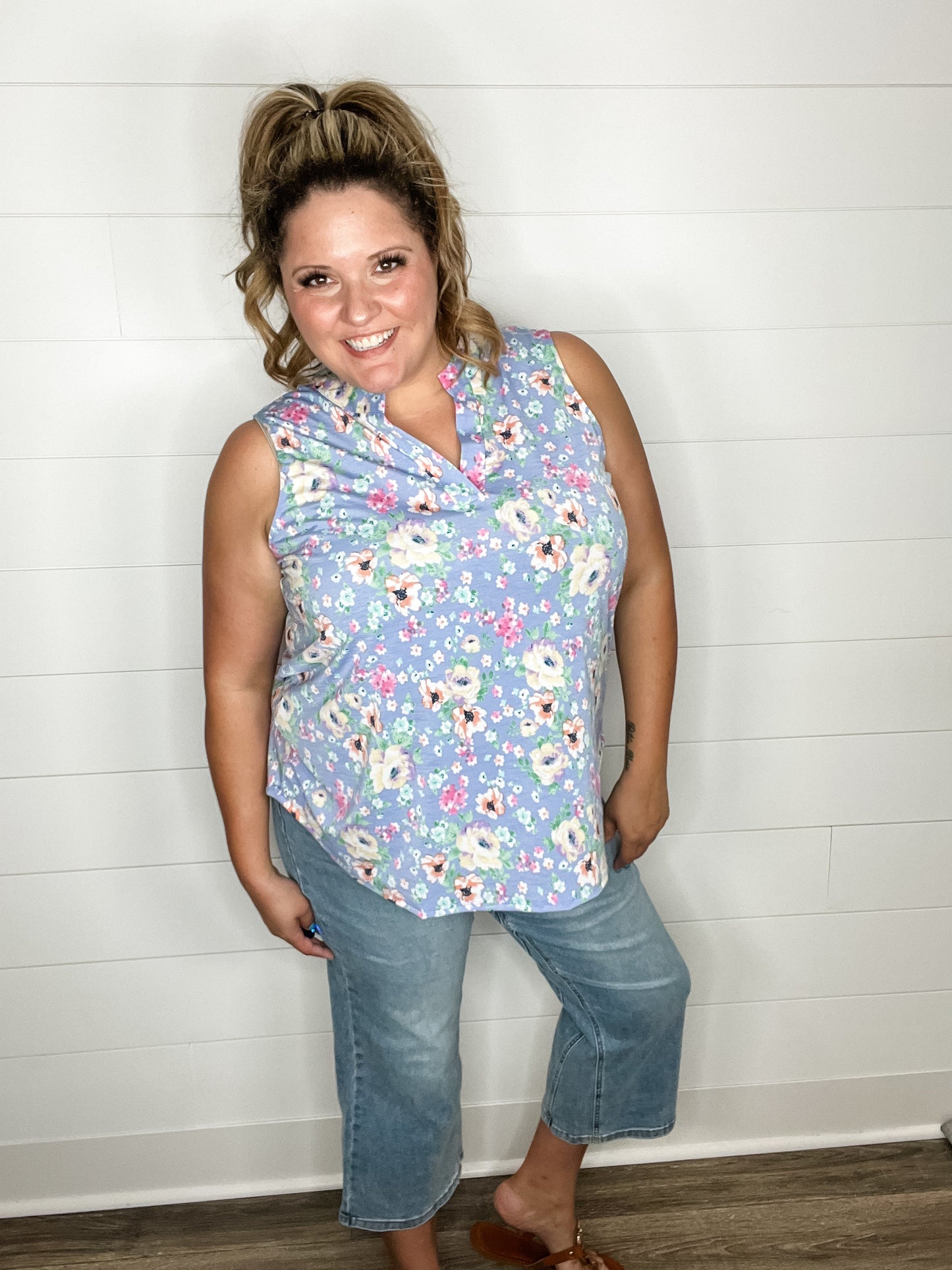 "Reece" Sleeveless Lizzy