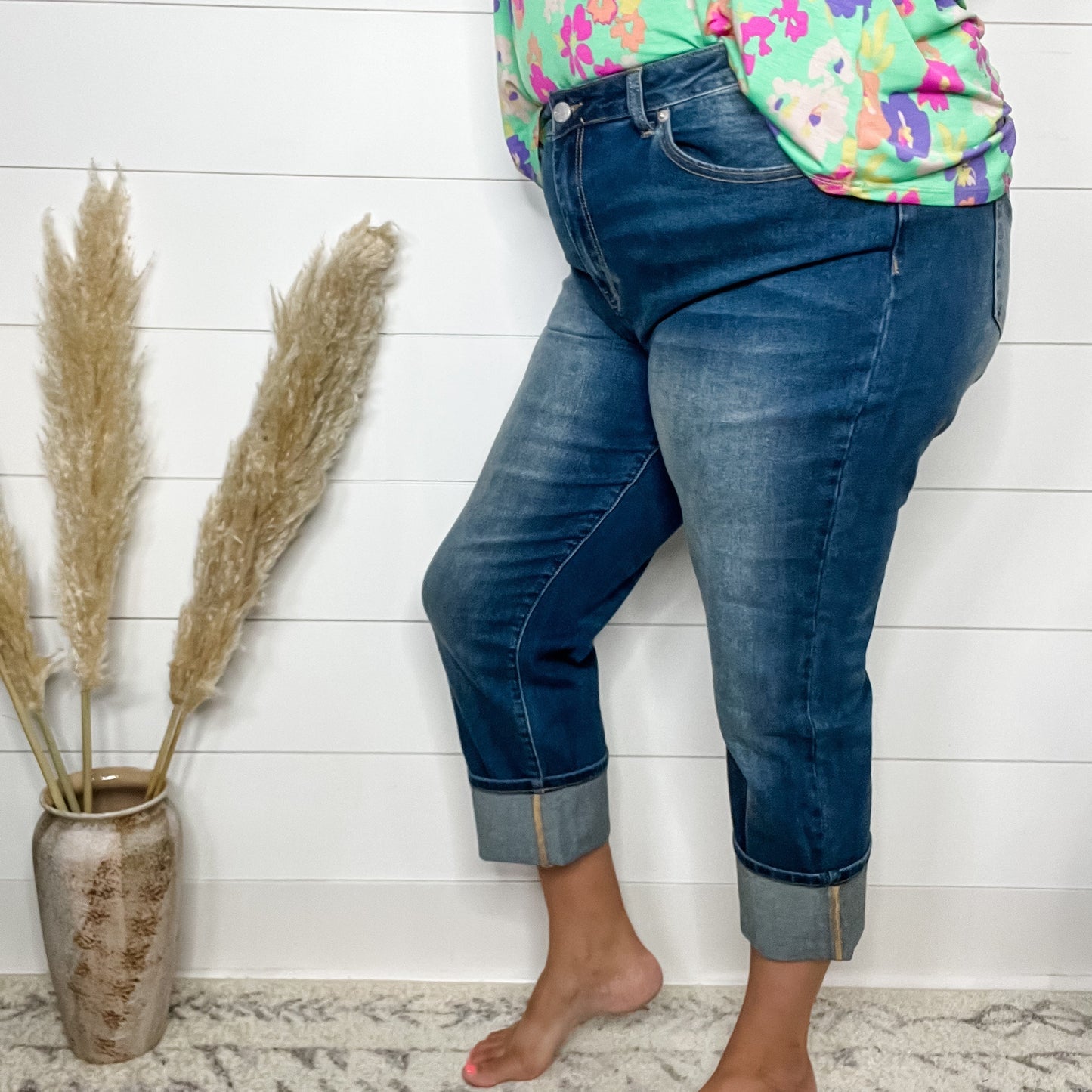 Rubies + Honey "Selena" Boyfriend Jeans