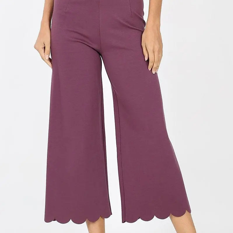 Scalloped Cropped Pant