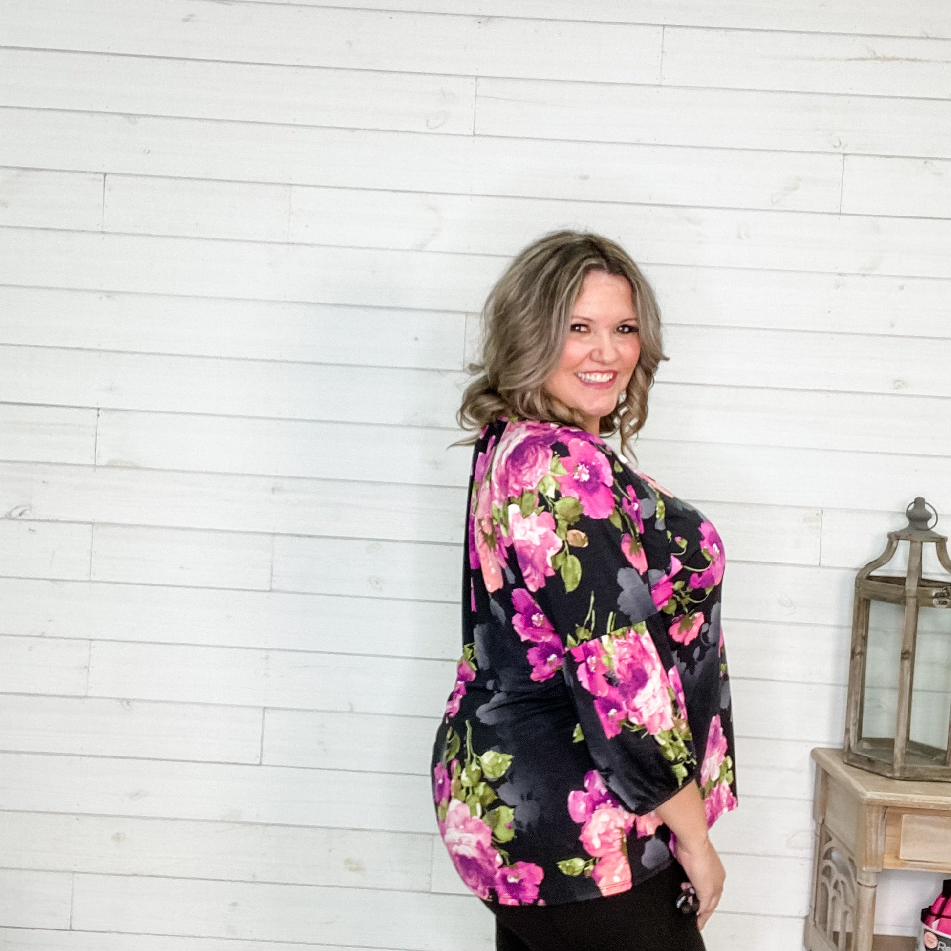 "Scarlett" Floral 3/4 Bubble Sleeve