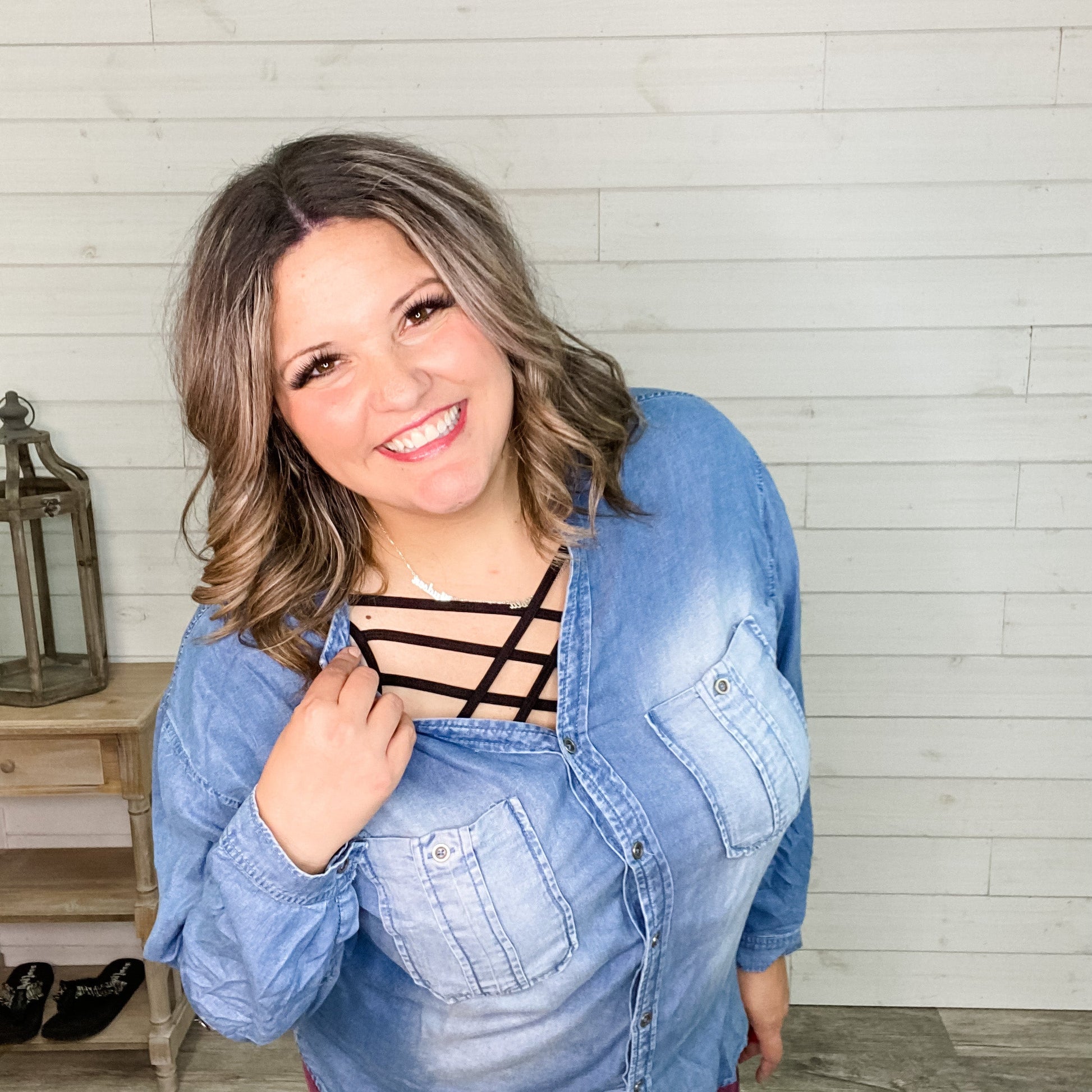 "Shania" Chambray Rolled Sleeve Hi Low (2 Shades)