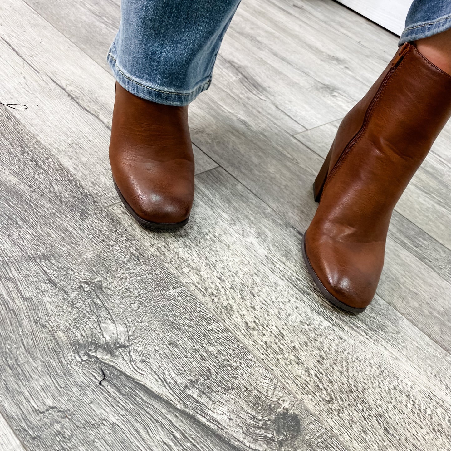 Side Zipper Ankle Bootie (Whiskey)