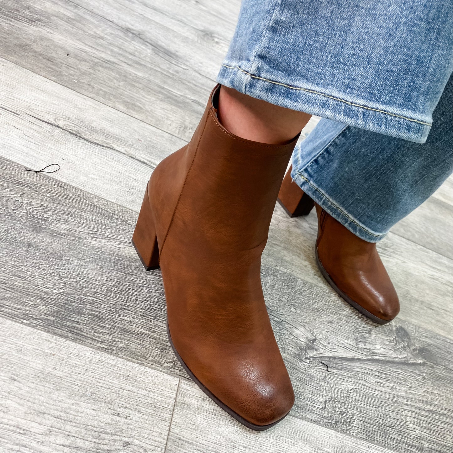 Side Zipper Ankle Bootie (Whiskey)