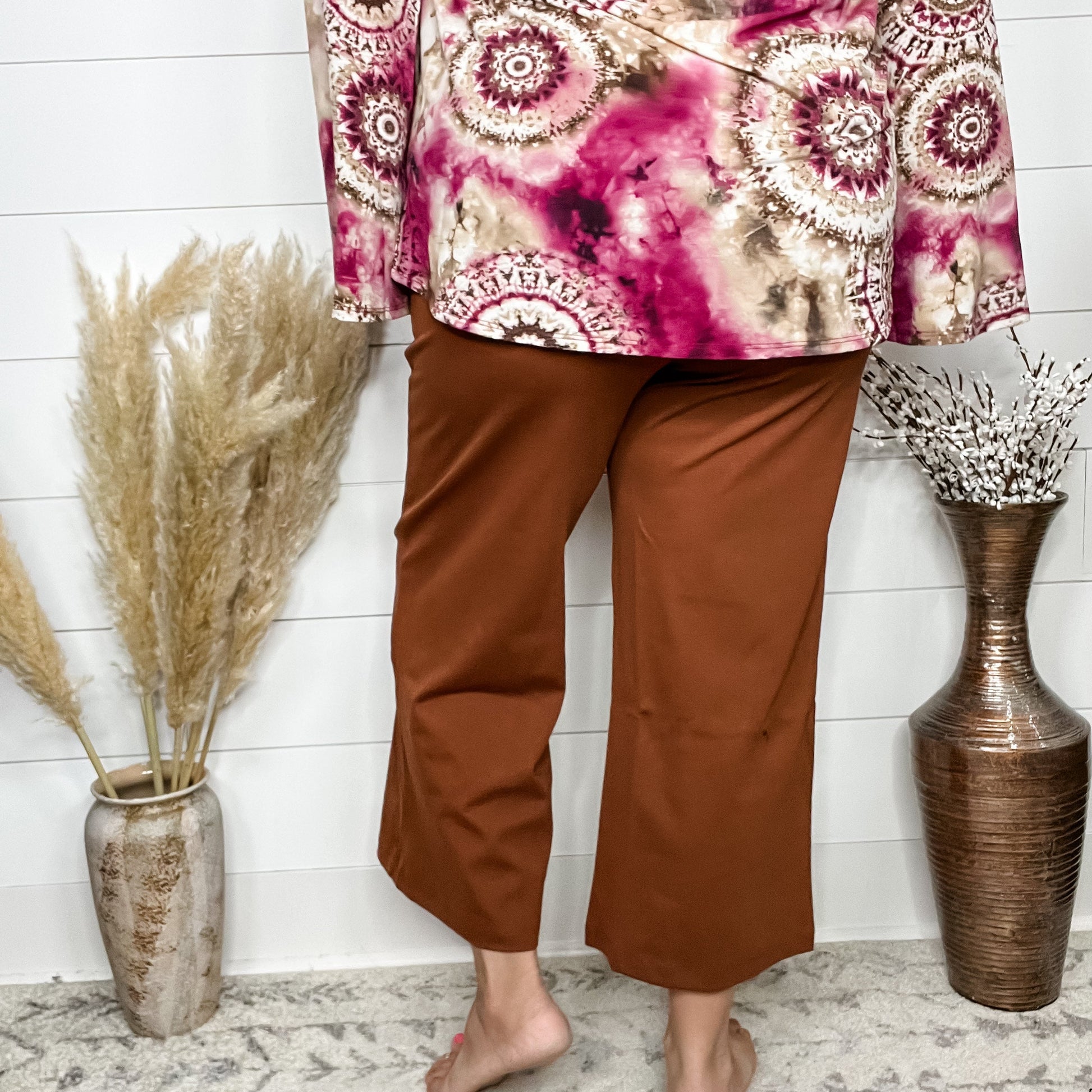 "Slight of Hand" Pull On Wide Leg Crop Trousers (Rust)