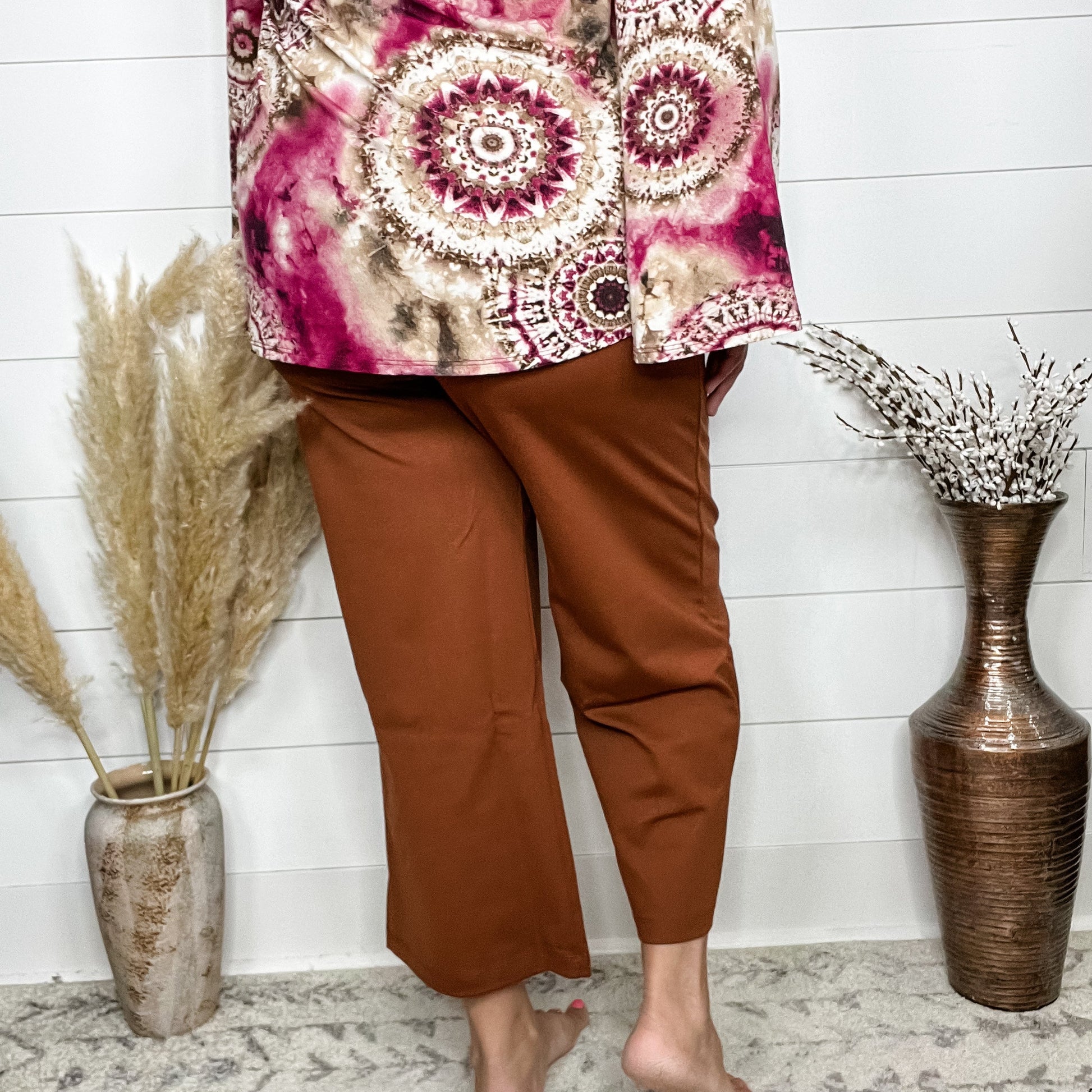 "Slight of Hand" Pull On Wide Leg Crop Trousers (Rust)