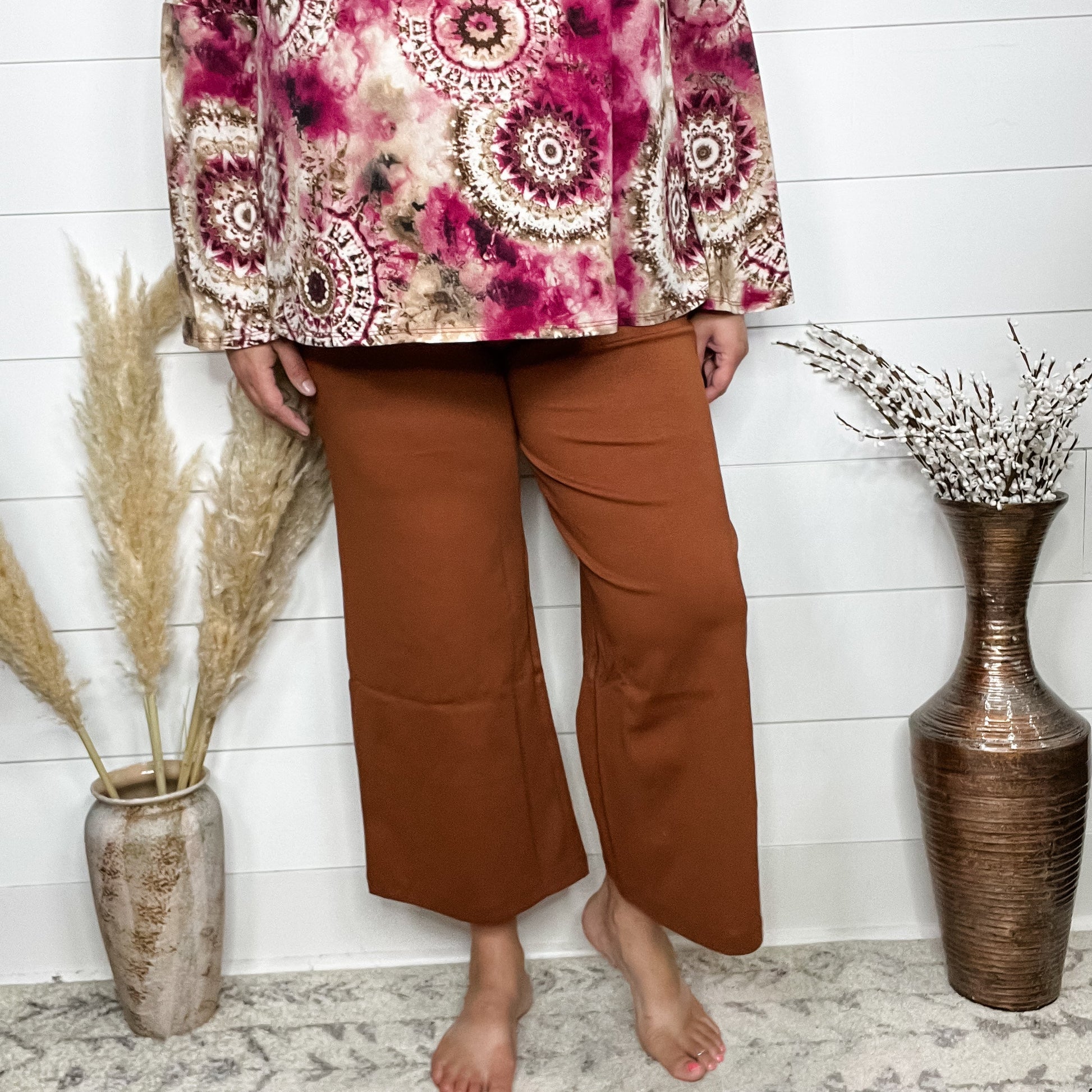 "Slight of Hand" Pull On Wide Leg Crop Trousers (Rust)