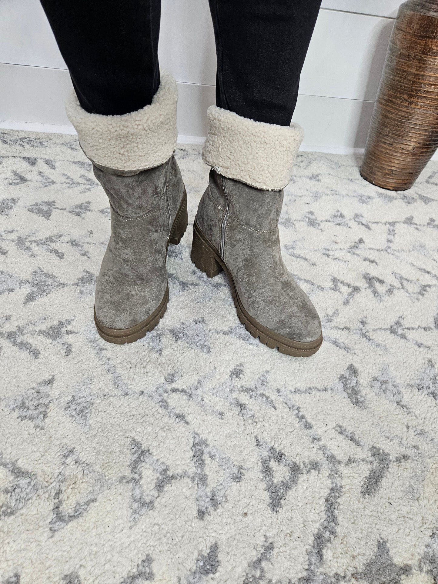 "Snuggy" Faux Suede with Sherpa Cuff Side Zip Boots (Grey)