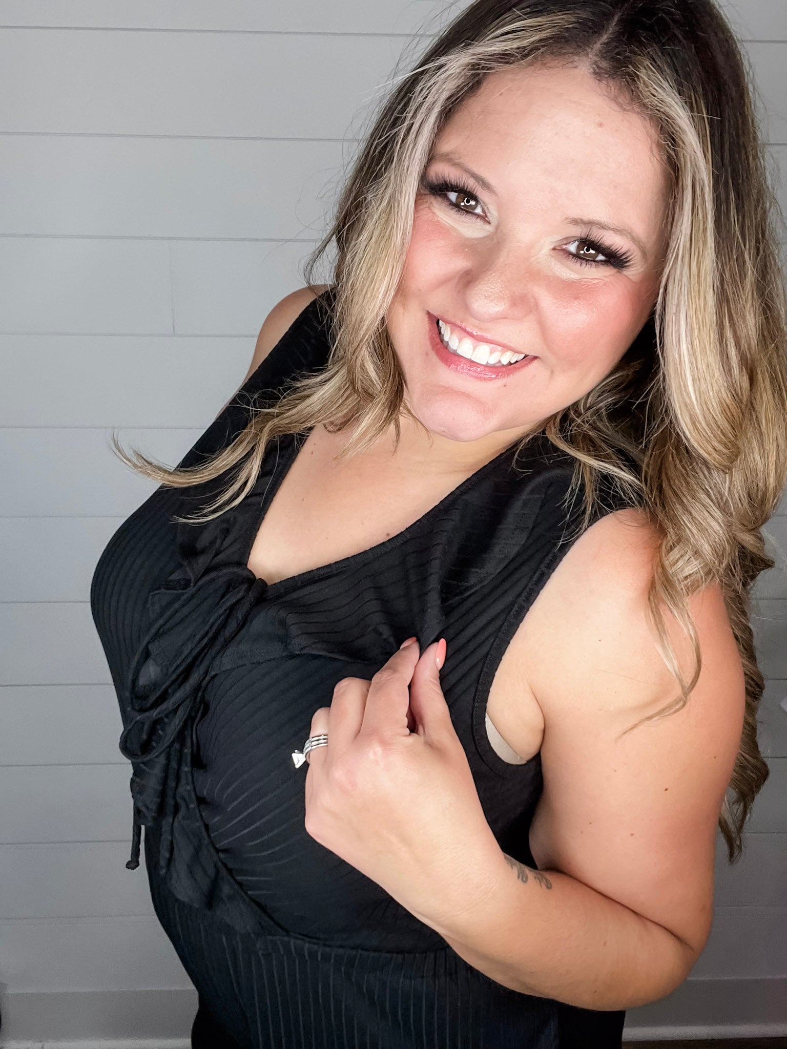 "Stream" Ruffle Wrap Front Romper (Black)