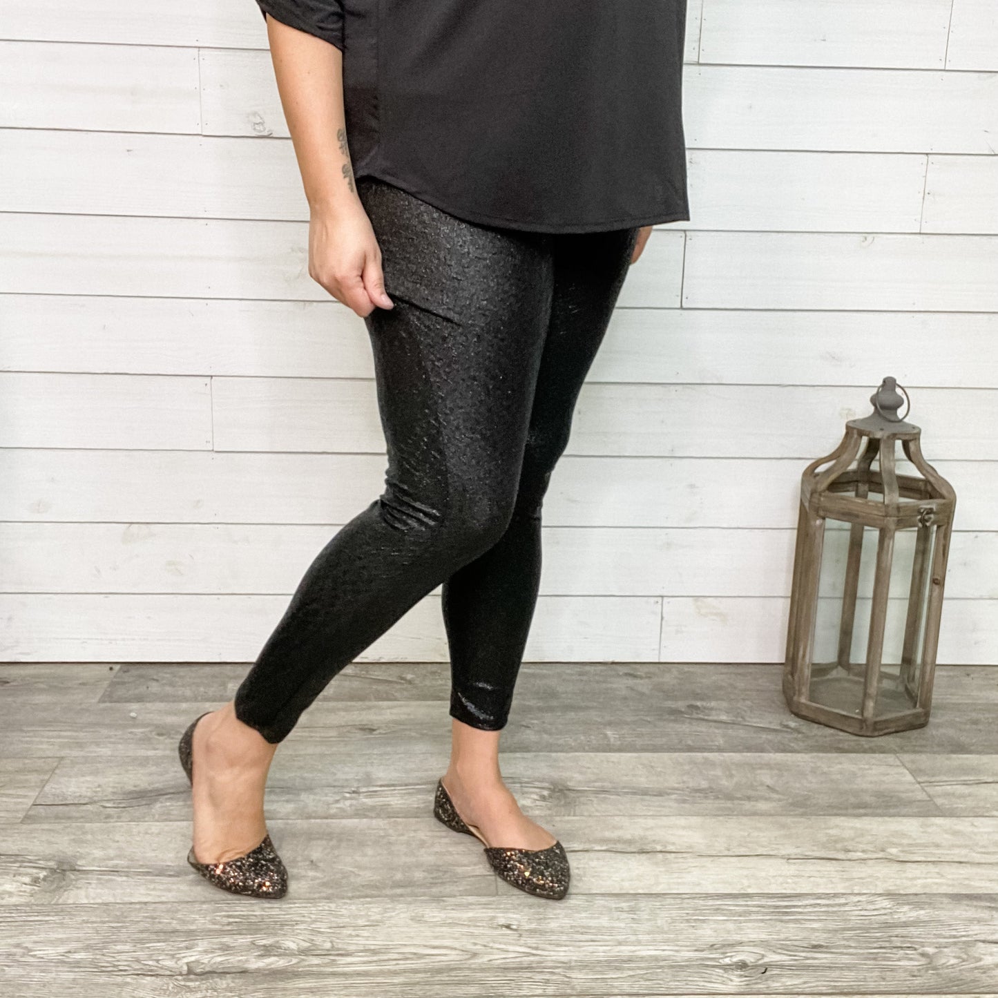 Textured Sparkle Hi Waisted Leggings (Black or Silver)