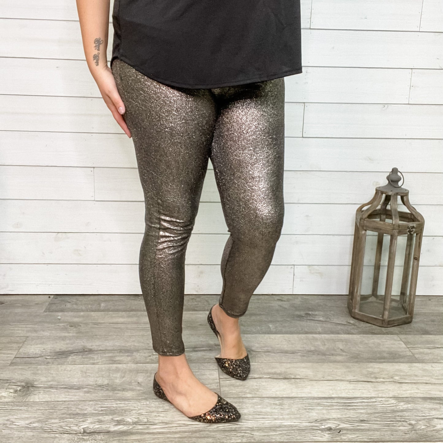 Textured Sparkle Hi Waisted Leggings (Black or Silver)