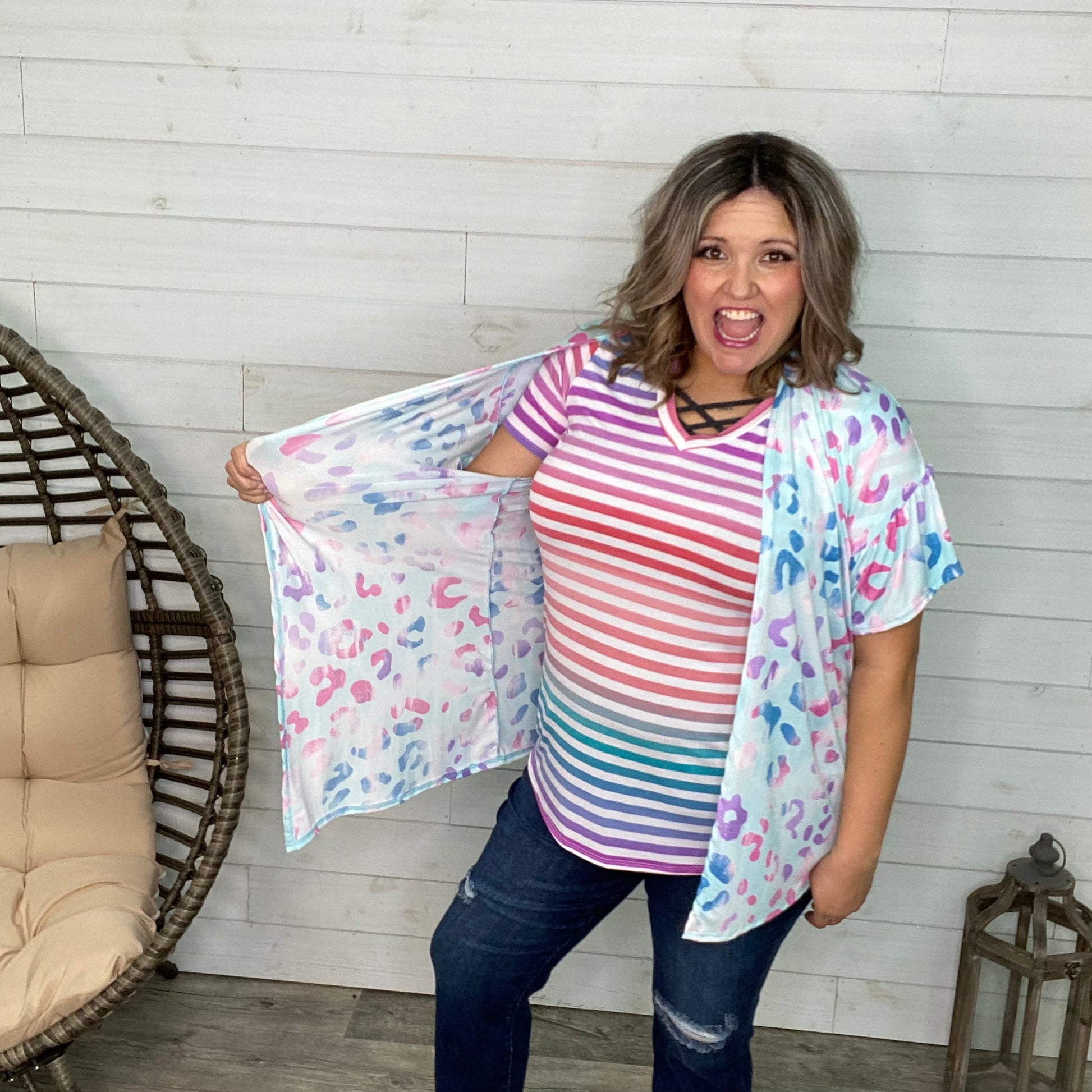 "That's The One" Short Ruffle Sleeve Animal Print Kimono