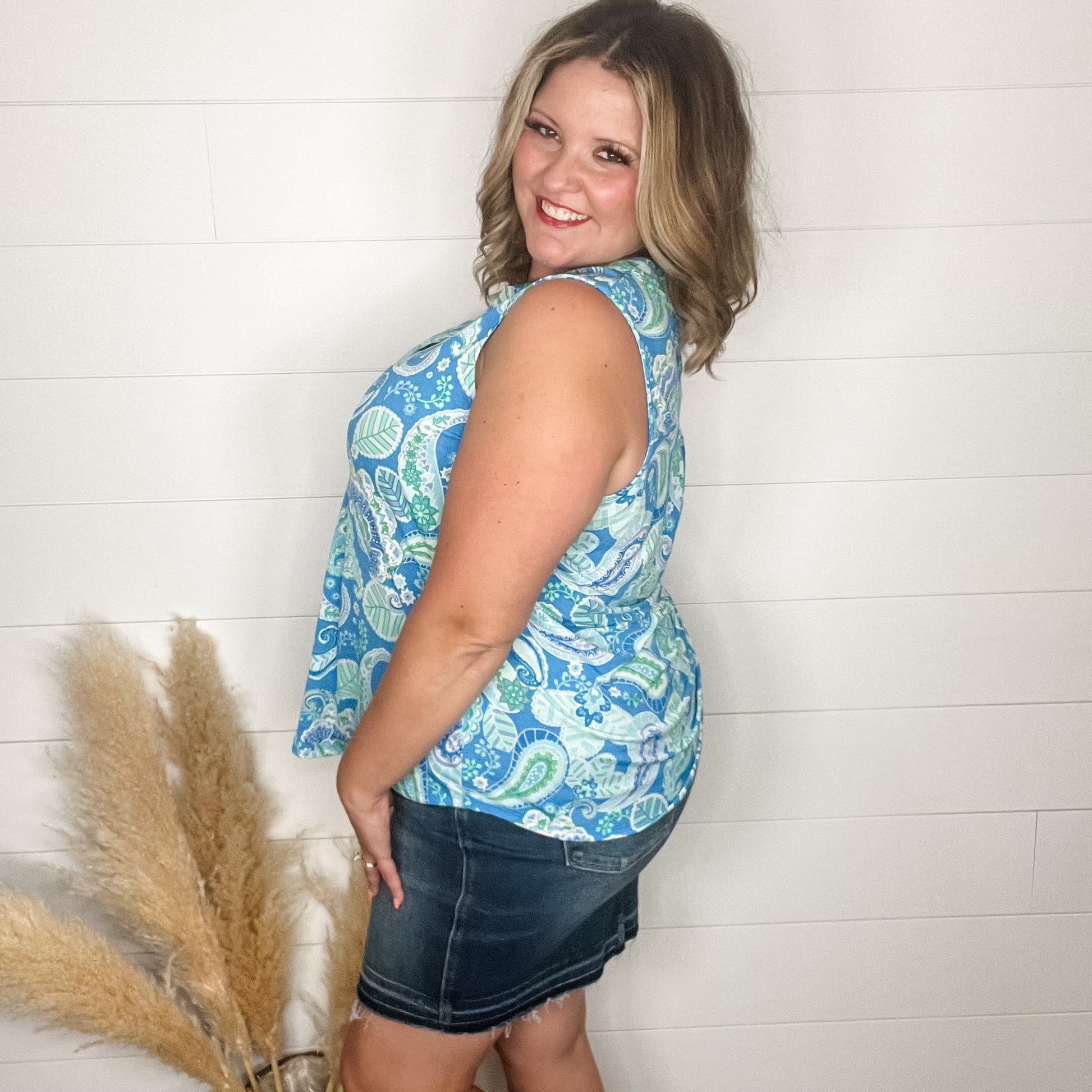 "Tidepool" Sleeveless Lizzy