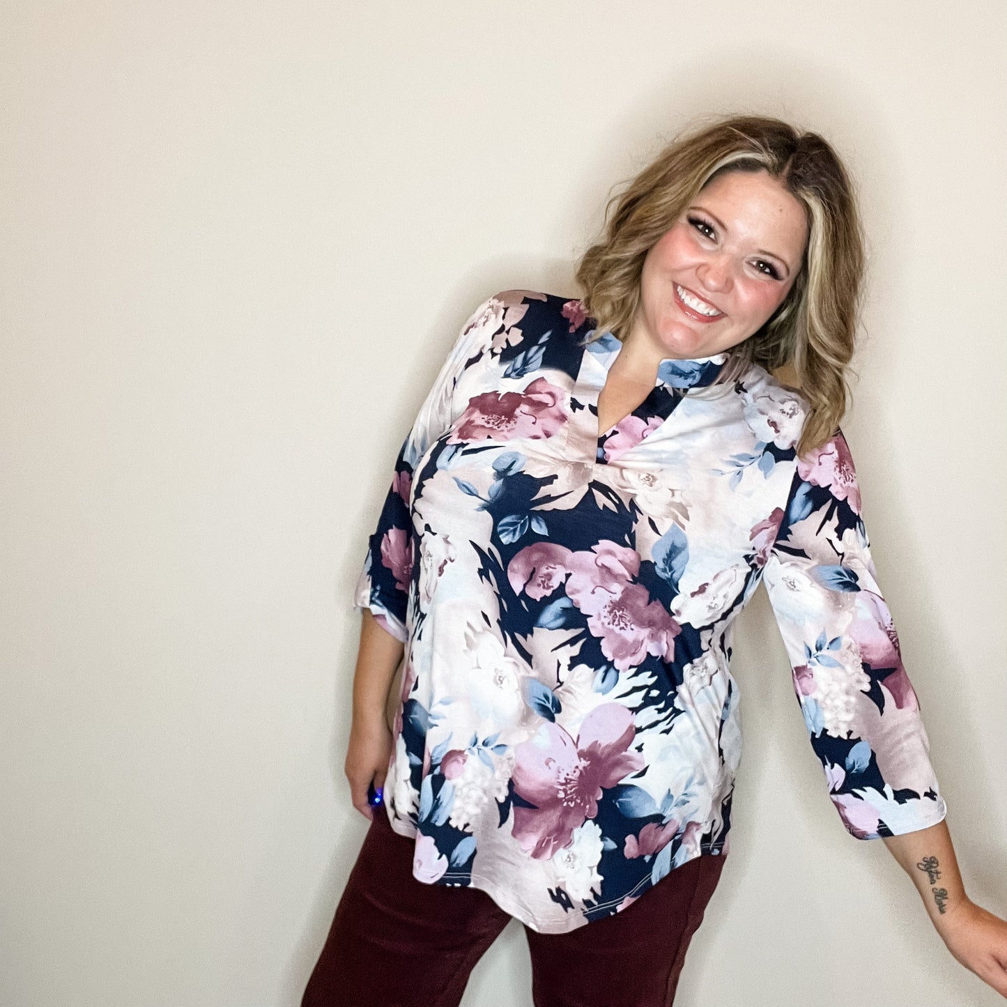 "Timeframe" Floral Lizzy 3/4 Sleeve Split Neck